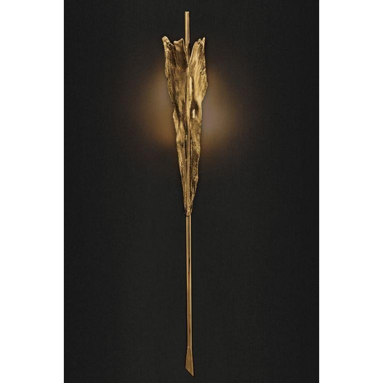 Folia Torch - wall lamp; gold torch; organic Design; Brass wall lamp In New Condition For Sale In Porto, PT