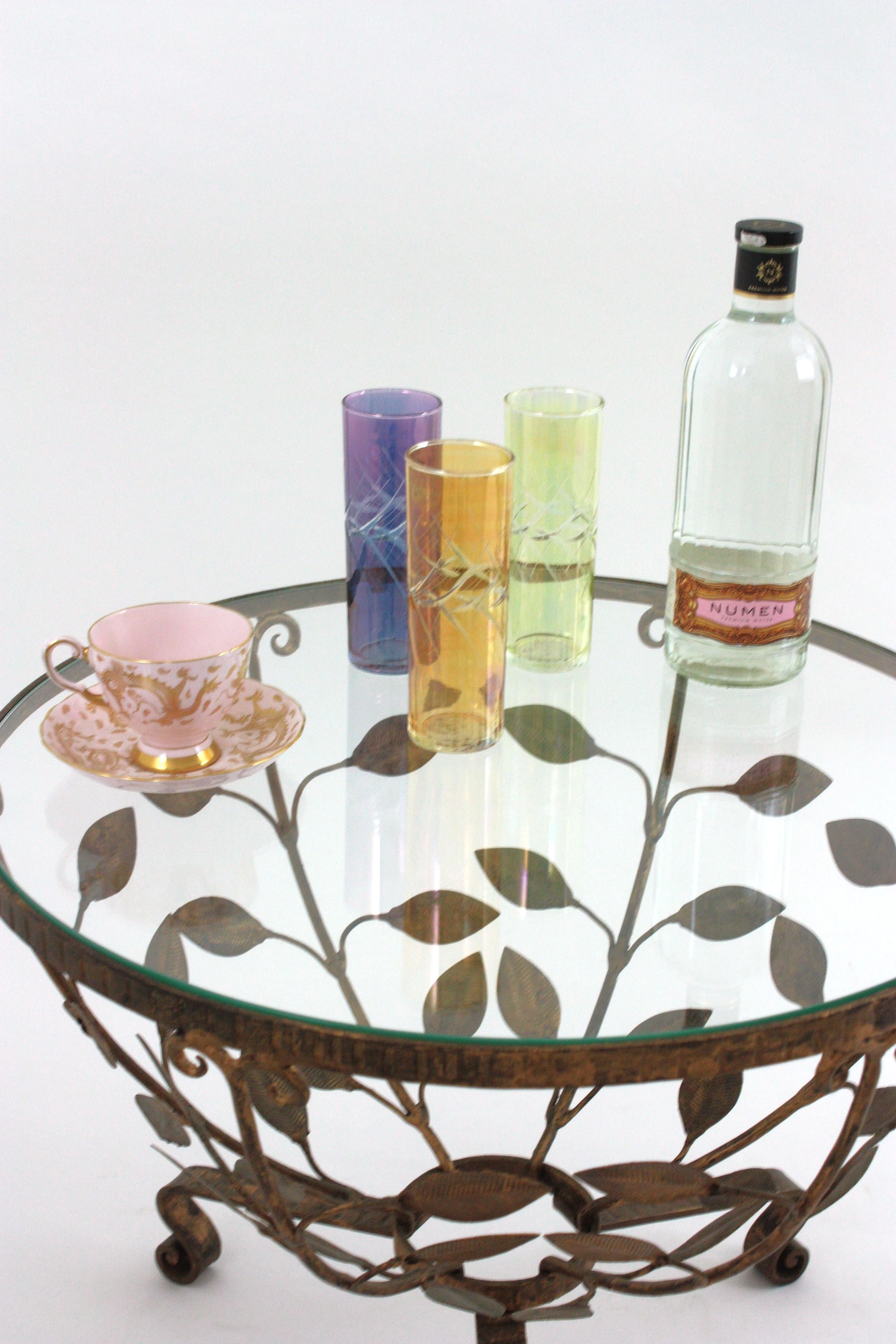 Foliage Drinks Coffee Table / Side Table in Gilt Iron by Ferro Art, Spain 1950 For Sale 2