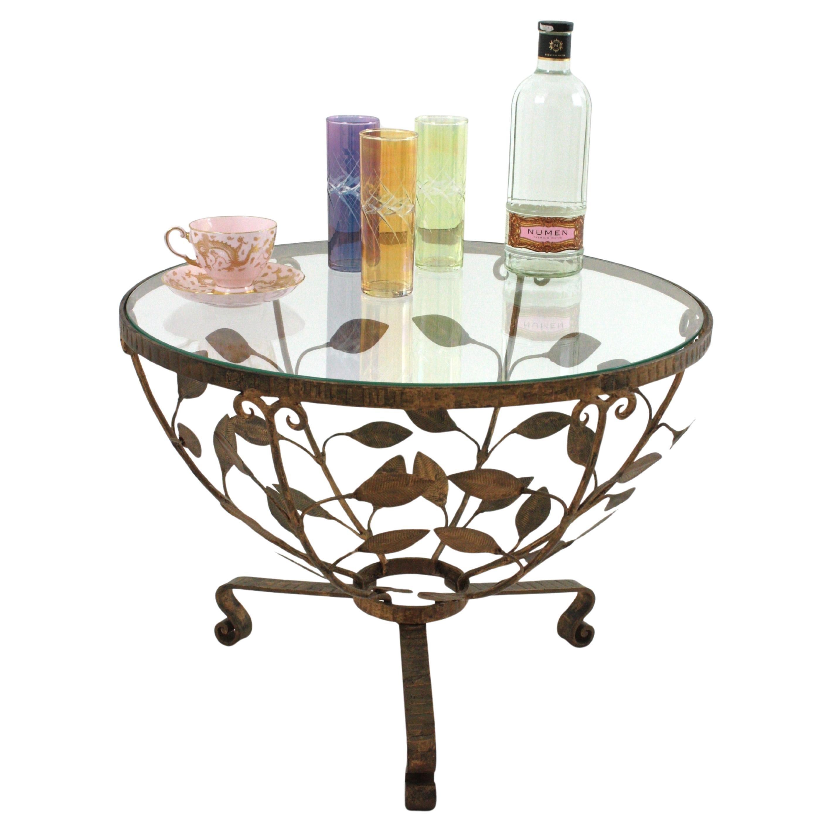 Foliage Drinks Coffee Table / Side Table in Gilt Iron by Ferro Art, Spain 1950 For Sale