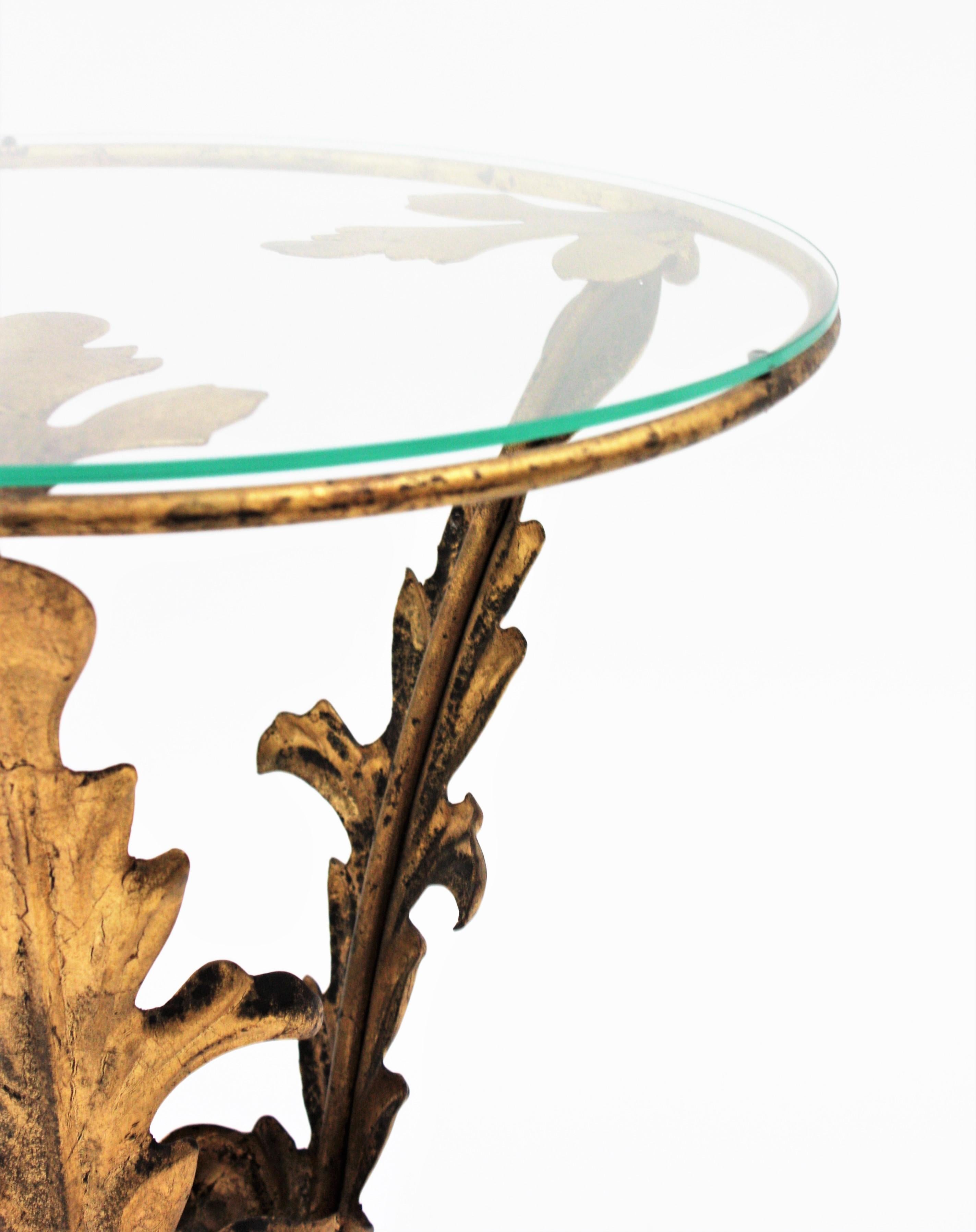 Foliage Drinks Table or Side Table in Gilt Iron, Spain, 1940s For Sale 6
