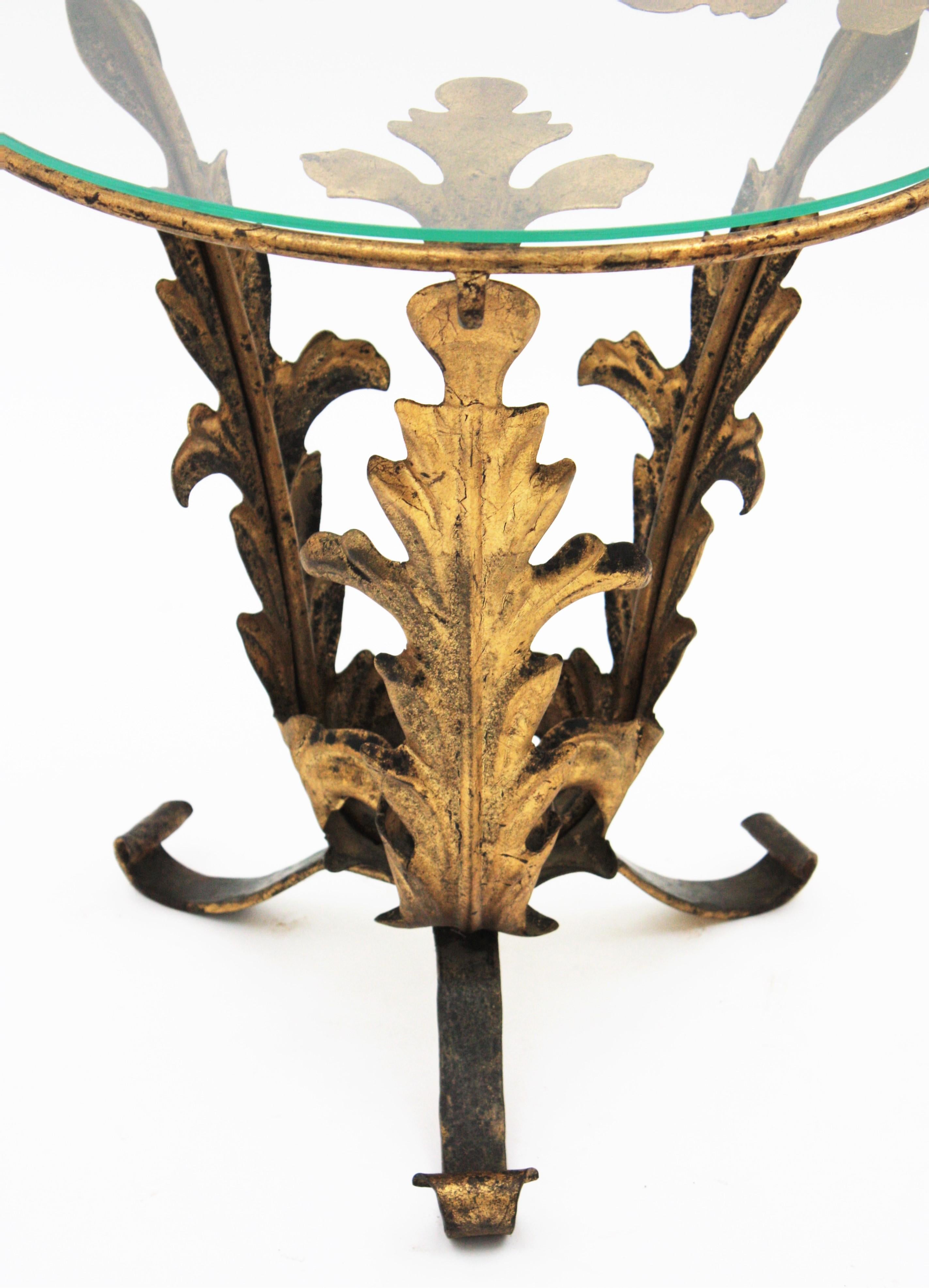 20th Century Foliage Drinks Table or Side Table in Gilt Iron, Spain, 1940s
