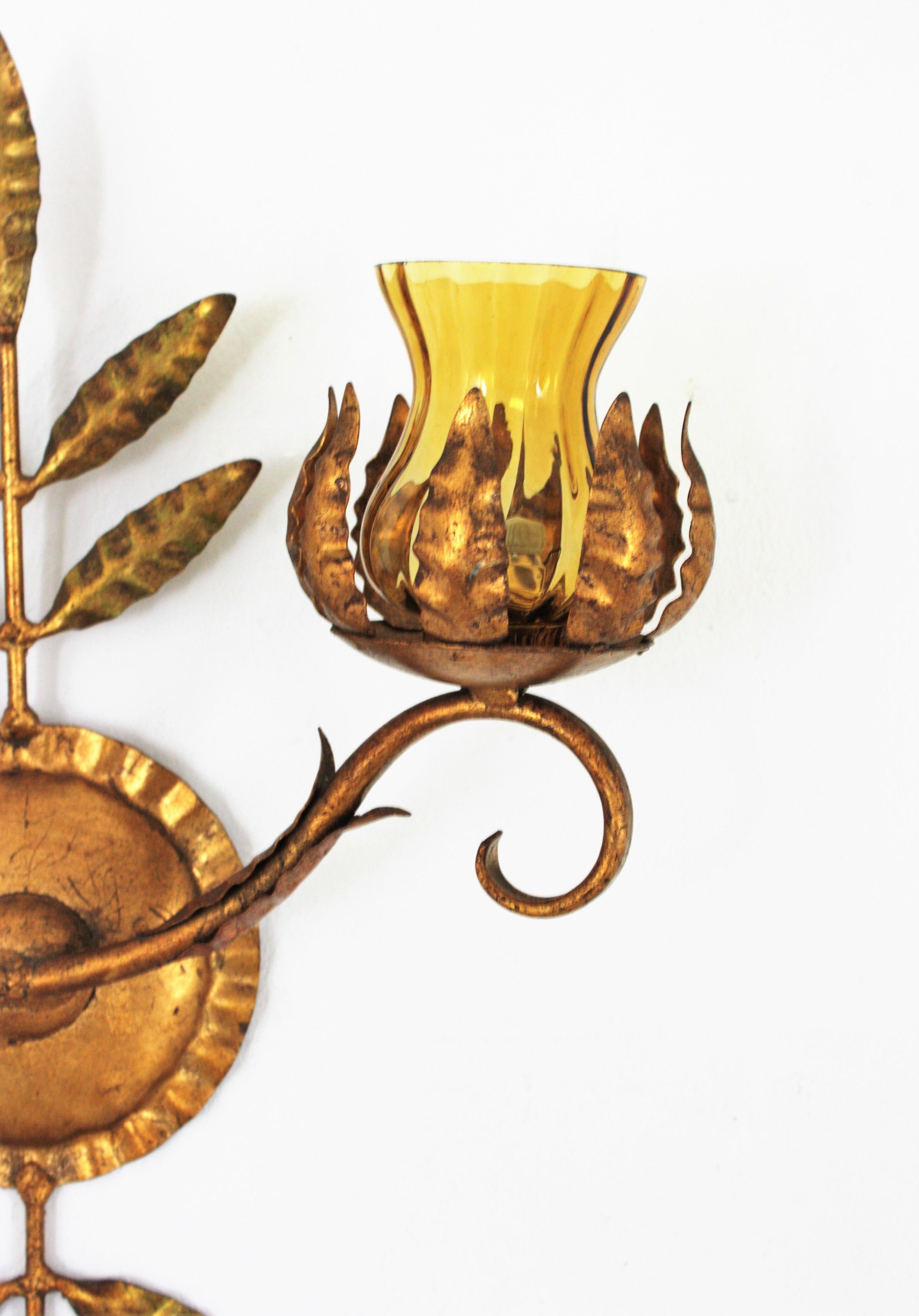 Mid-Century Modern Pair of Spanish Wall Sconces in Gilt Iron and Amber Glass For Sale