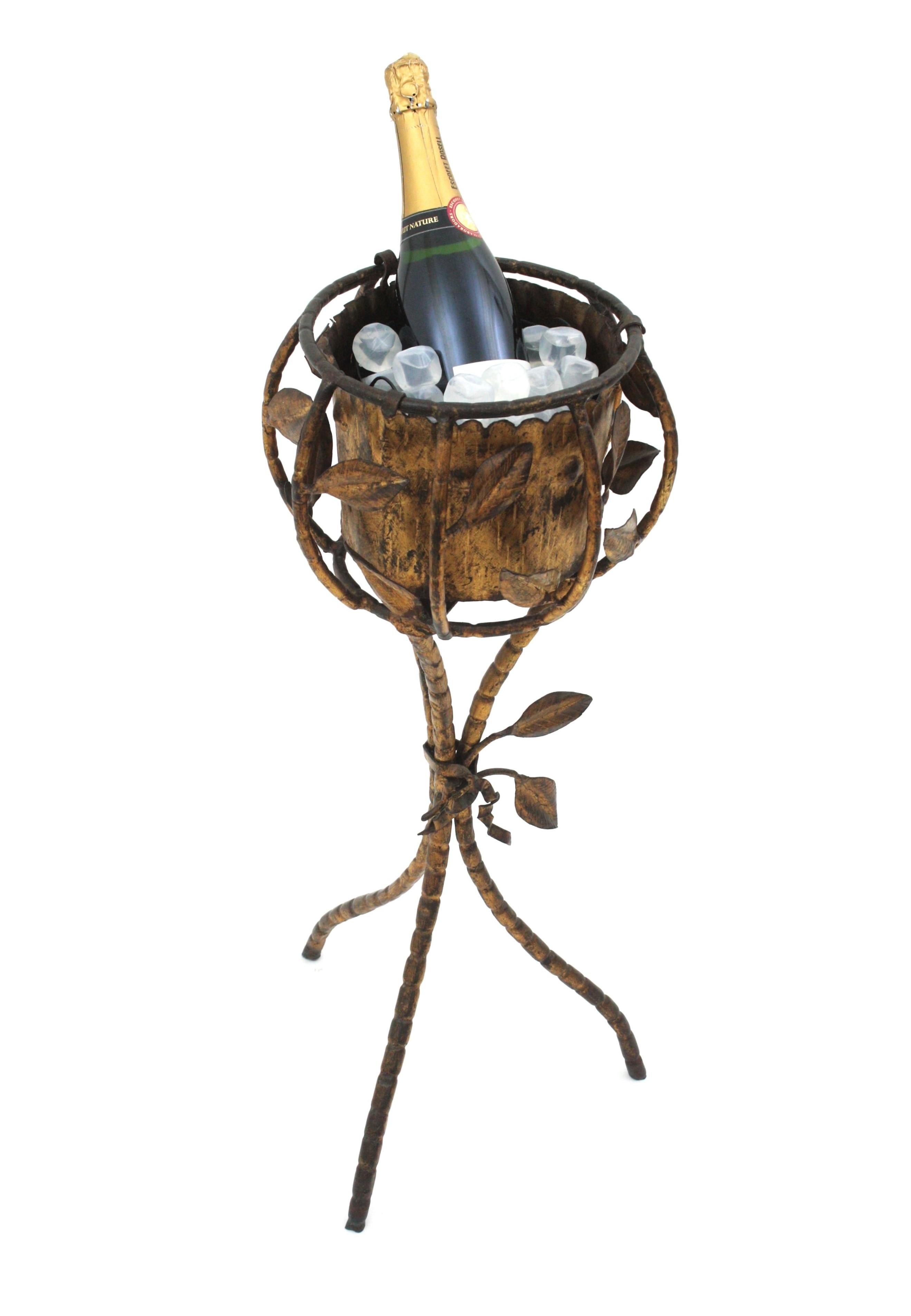 Cubitera / Jardinera para Champán Foliage sobre Soporte, Hierro Dorado Imitación Bambú en venta 4