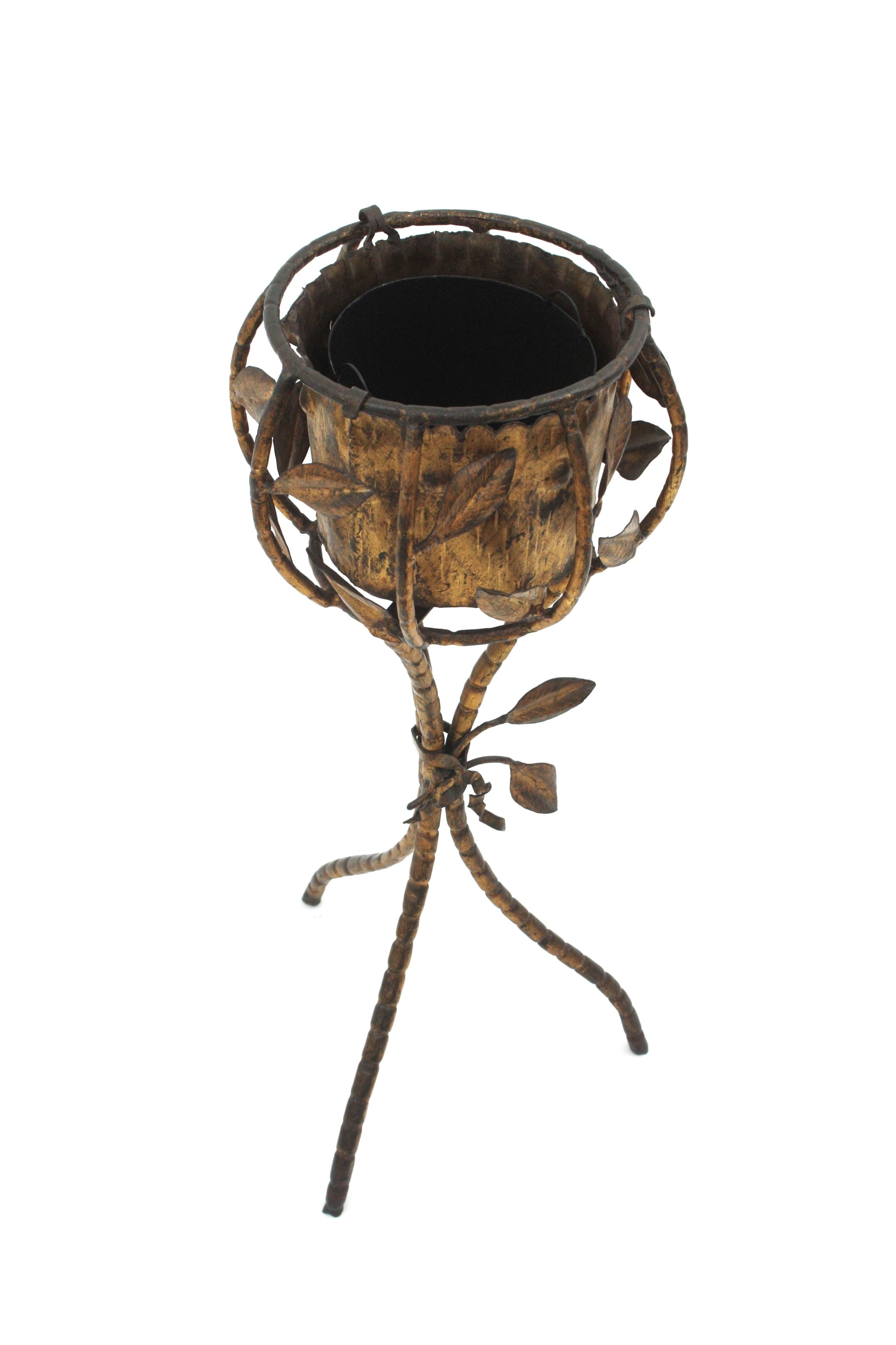 Cubitera / Jardinera para Champán Foliage sobre Soporte, Hierro Dorado Imitación Bambú en venta 7