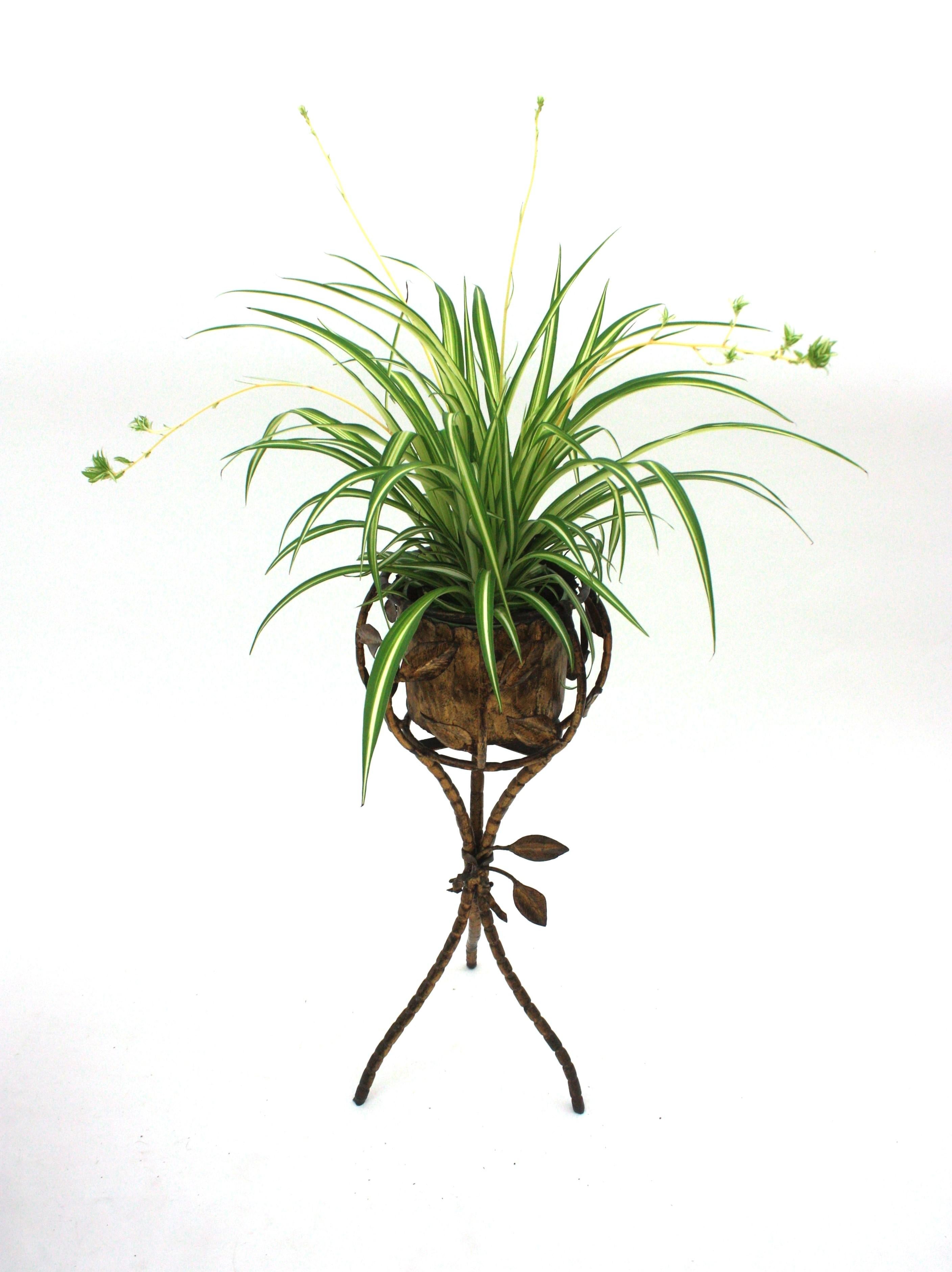 Cubitera / Jardinera para Champán Foliage sobre Soporte, Hierro Dorado Imitación Bambú en venta 2