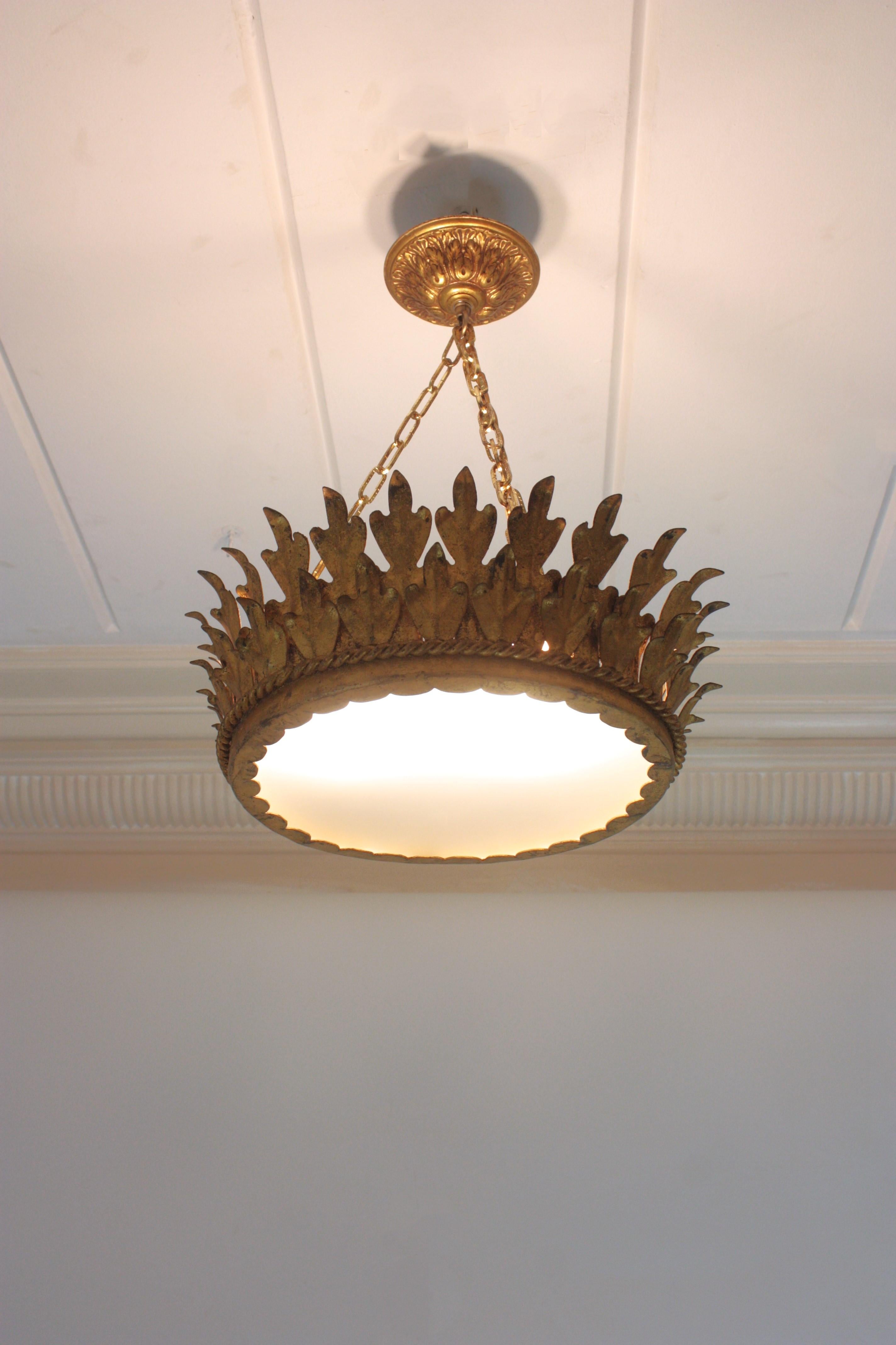 Foliage Sunburst Crown Ceiling Light Fixture / Chandelier, Neoclassical, 1940 For Sale 8