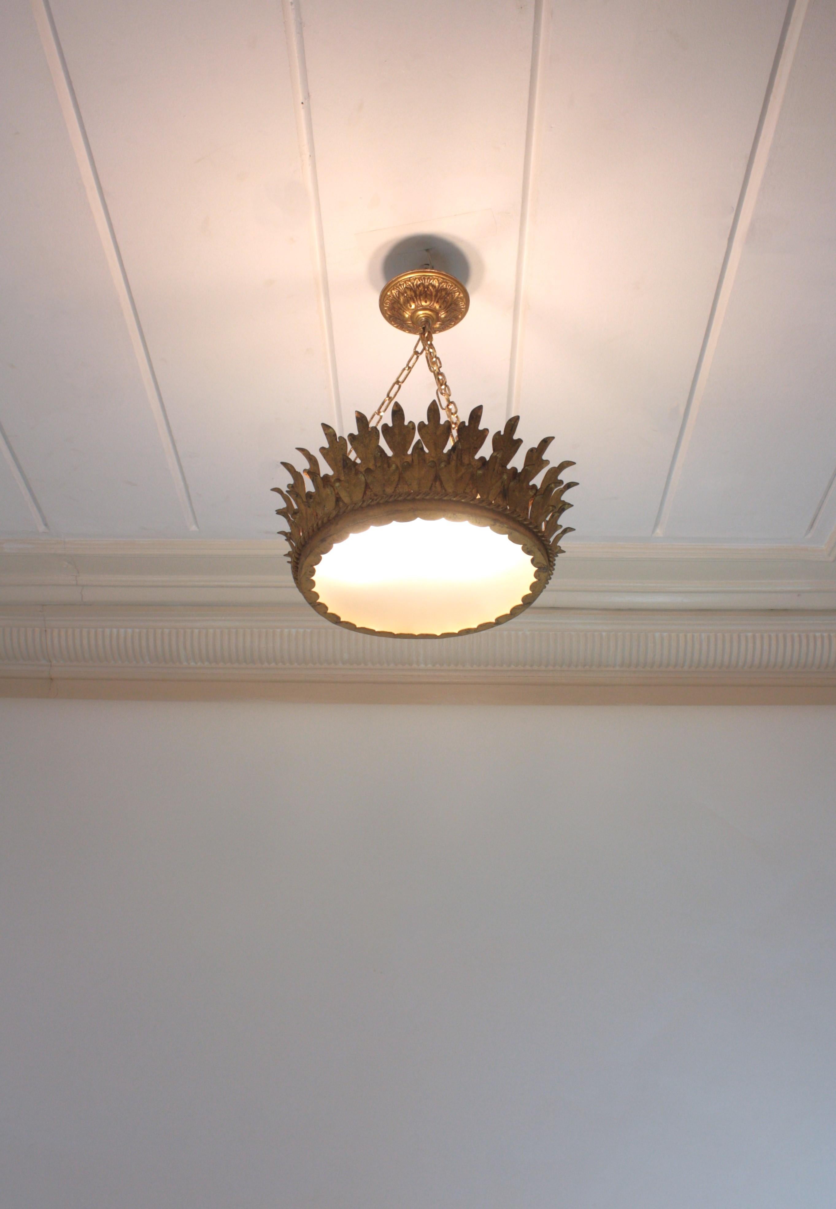 Foliage Sunburst Crown Ceiling Light Fixture / Chandelier, Neoclassical, 1940 For Sale 9