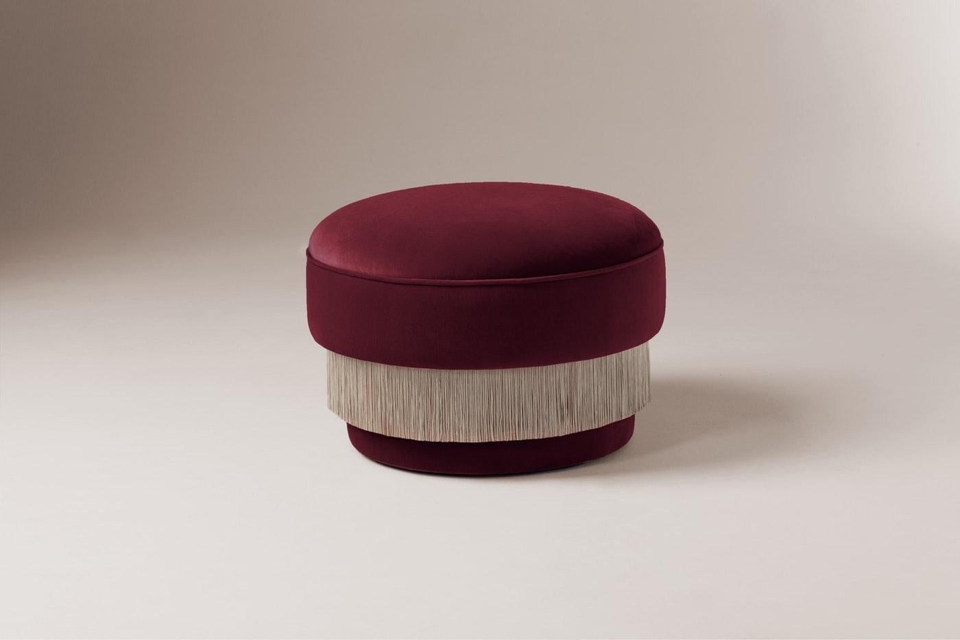 Folie Pouf by Dooq
Measures: Ø 64 cm 25”
h 44 cm 17”

Materials: upholstery and piping fabric or leather

Dooq is a design company dedicated to celebrate the luxury of living. Creating designs that stimulate the senses, whose conceptual