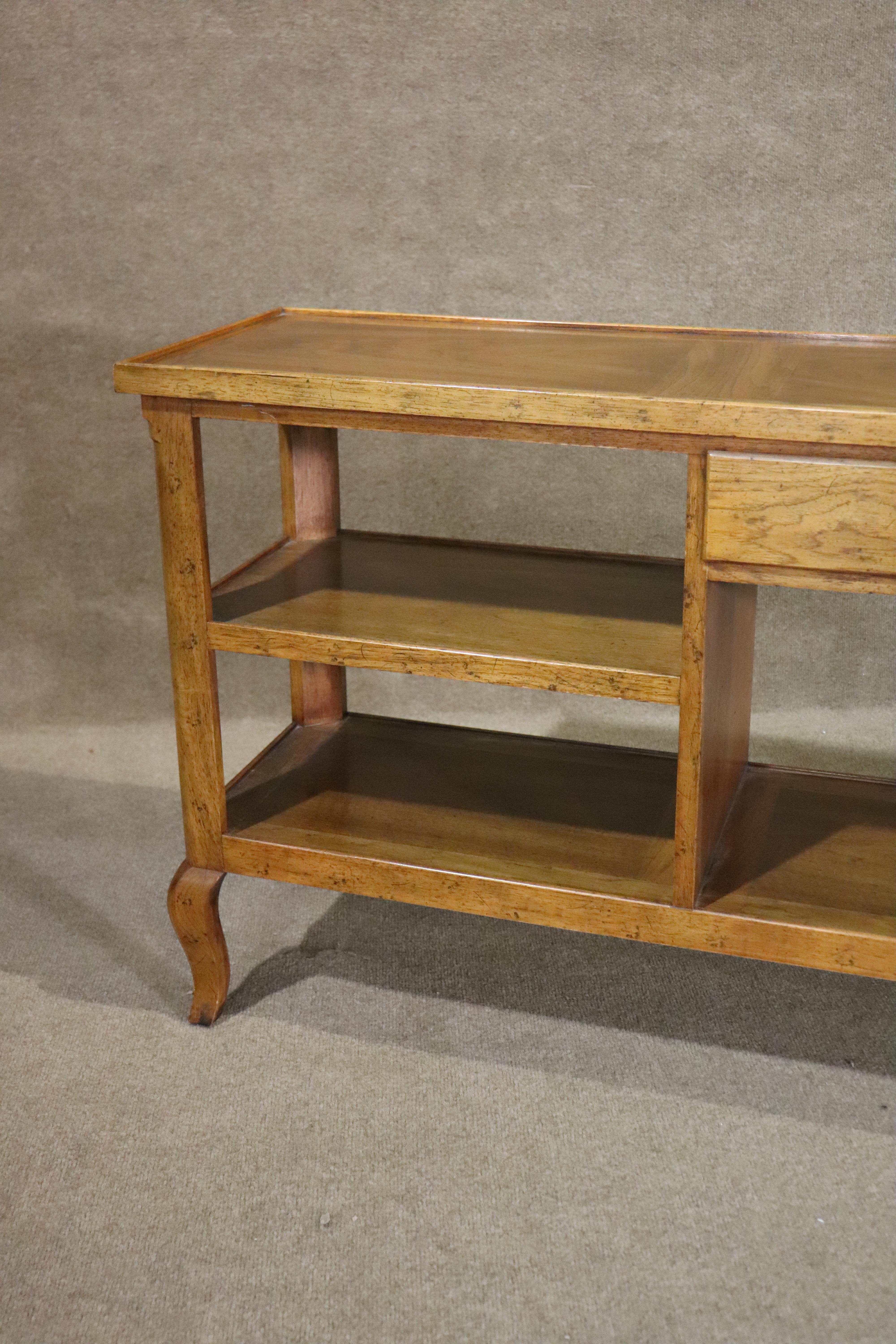 'Folio 10' by Henredon Console Table In Good Condition For Sale In Brooklyn, NY