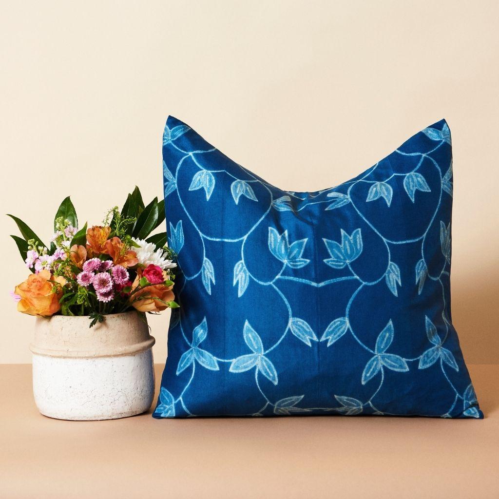 Modern Folio Indigo Floral Pattern Shibori Silk Pillow For Sale