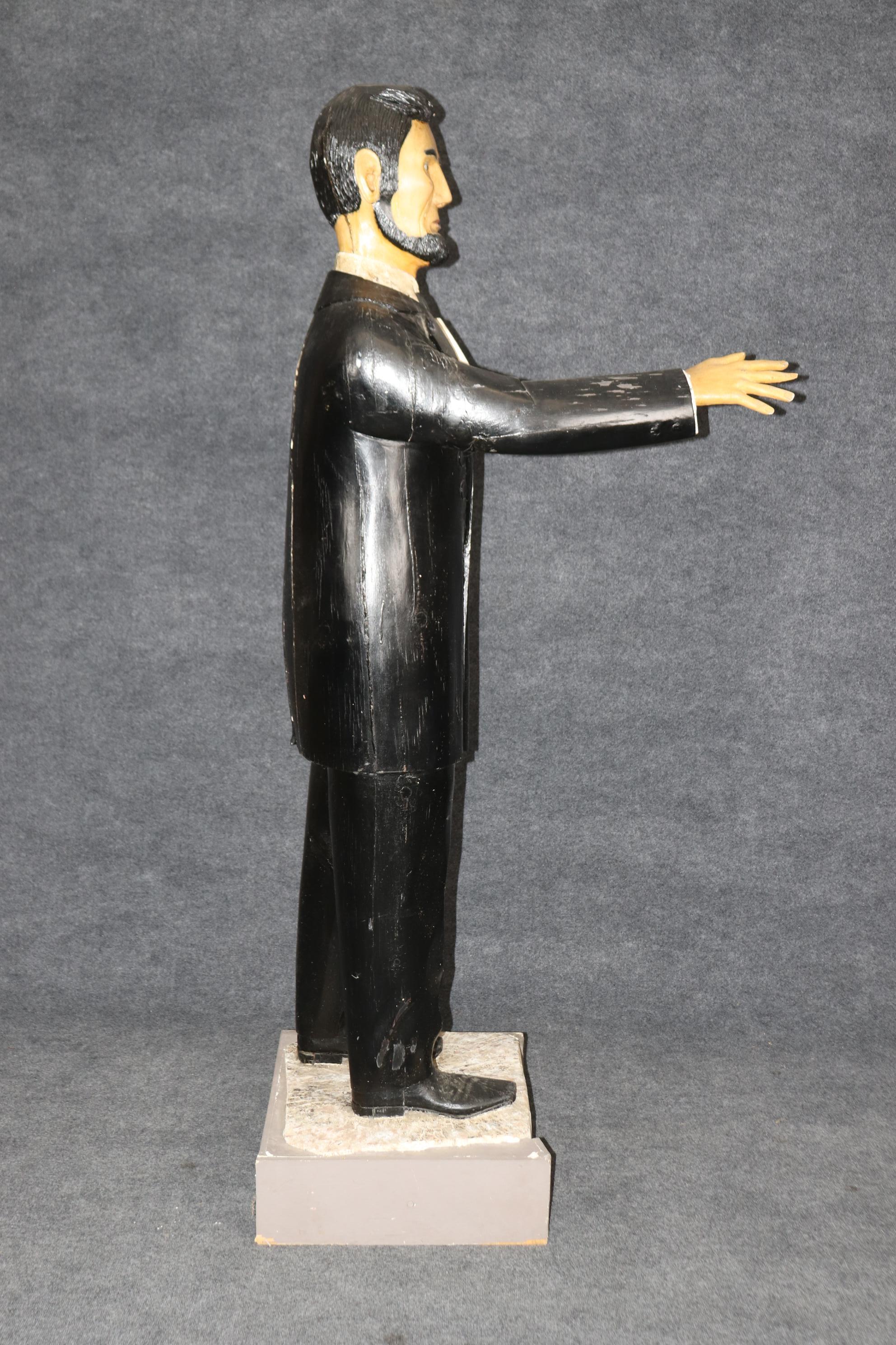 Arte Popular Antiguo Estatua de Abraham Lincoln en Nogal Tallado Circa 1880s Era 2