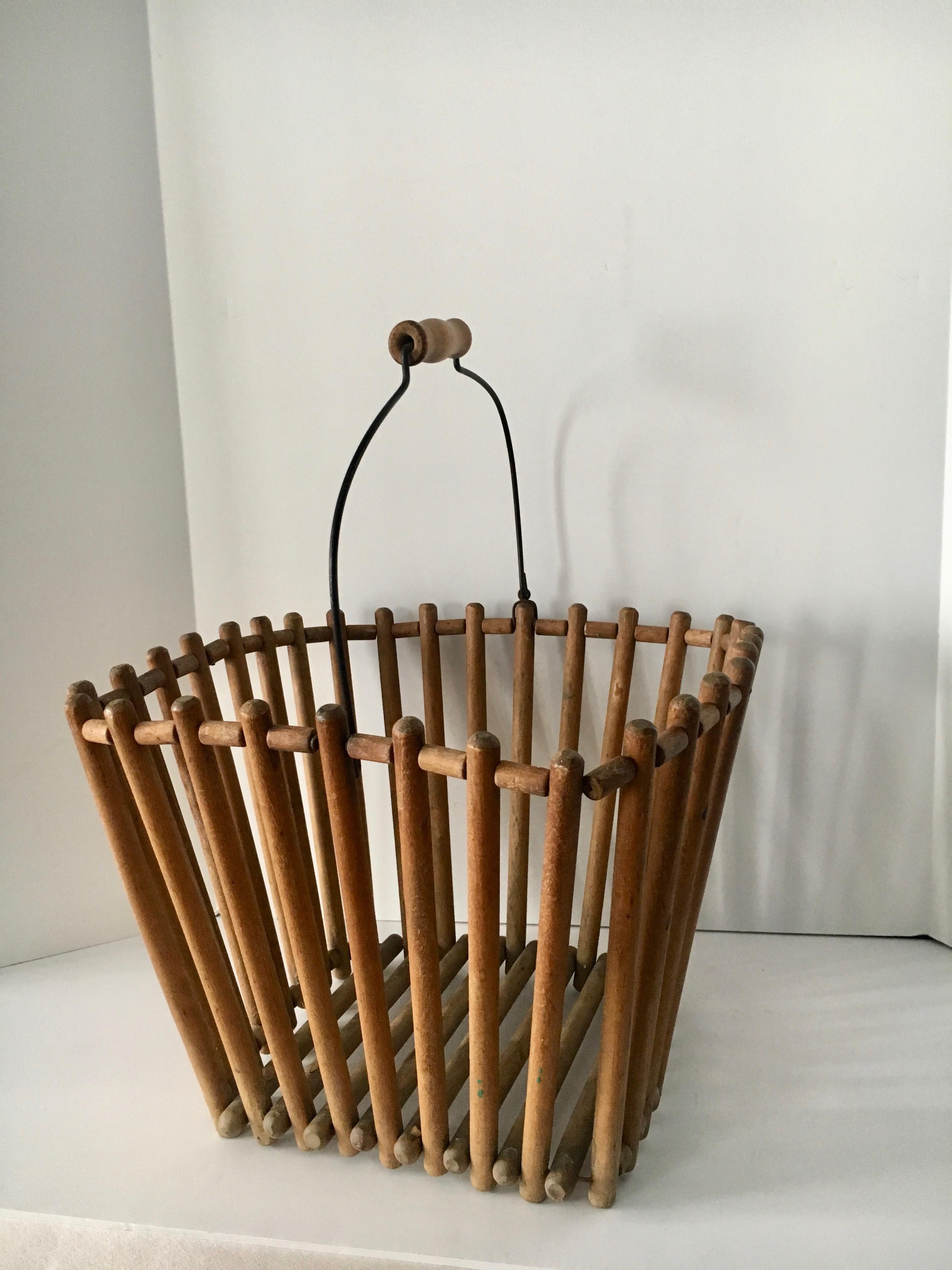 Folk Art Basket with Handle 1