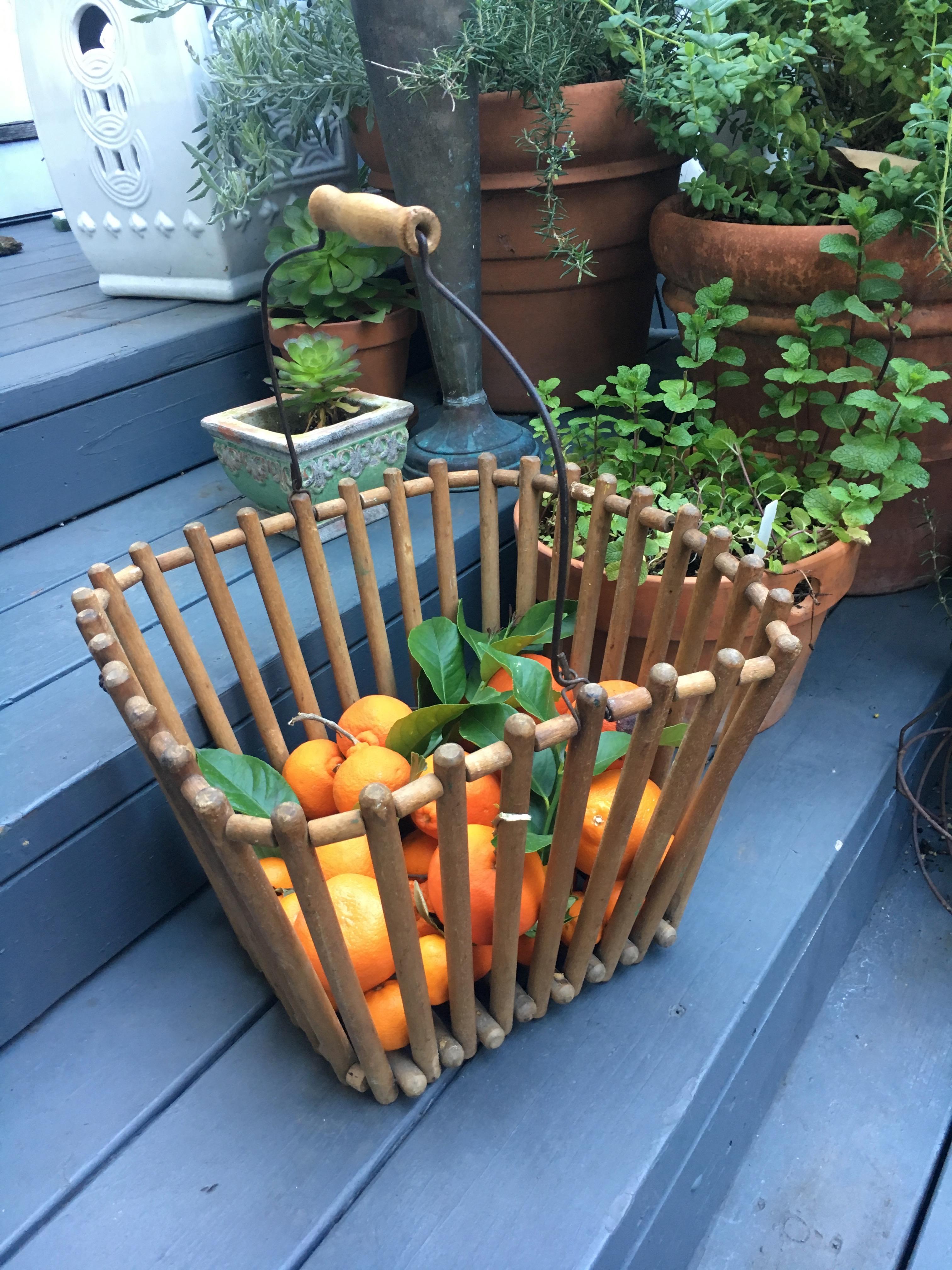 Folk Art Basket with Handle 3