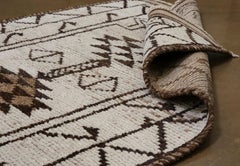 Tapis en laine beige, marron et taupe Folk Art 3 pi x 15 pi 7 po