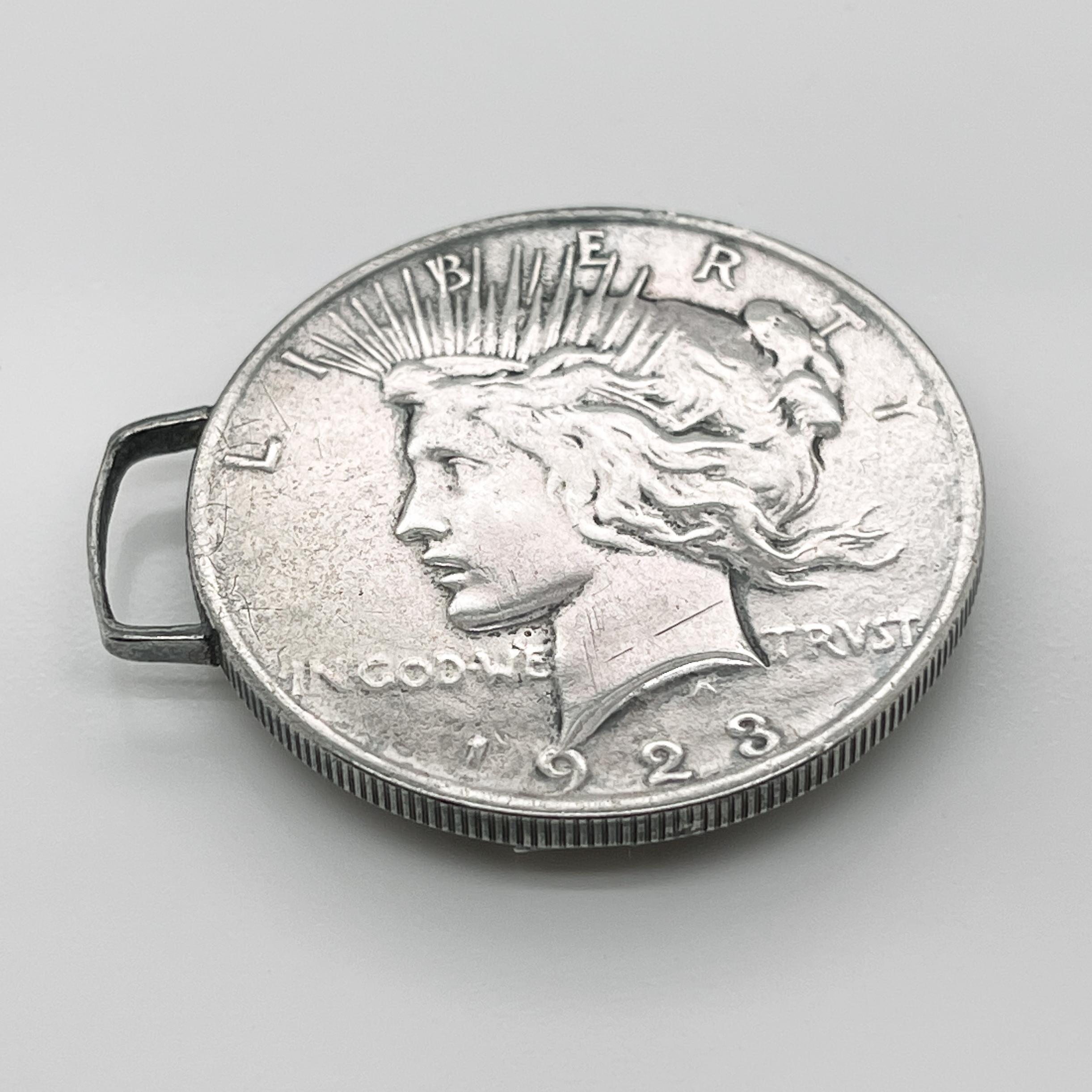 Folk-Art-Gürtelschnalle aus 2 antiken Liberty Peace Silber-Dollarmünzen im Angebot 11