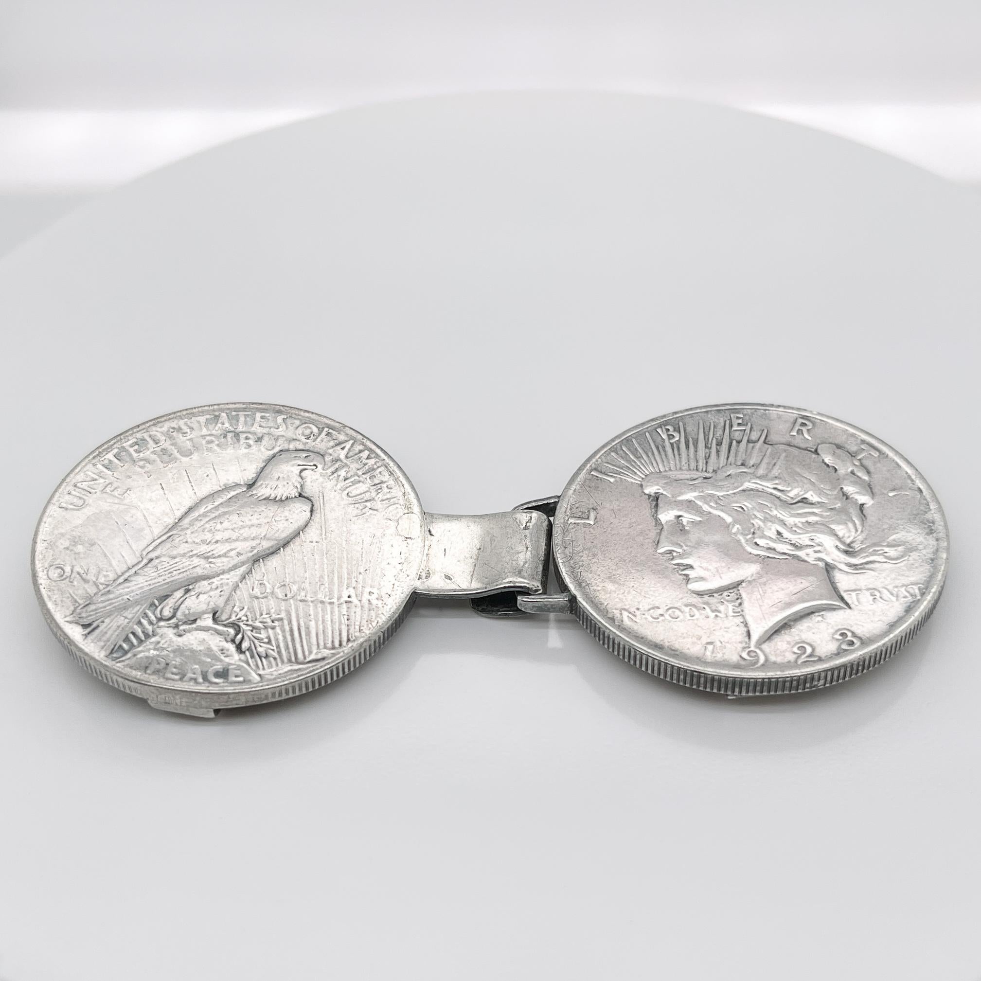 Folk-Art-Gürtelschnalle aus 2 antiken Liberty Peace Silber-Dollarmünzen (Retro) im Angebot