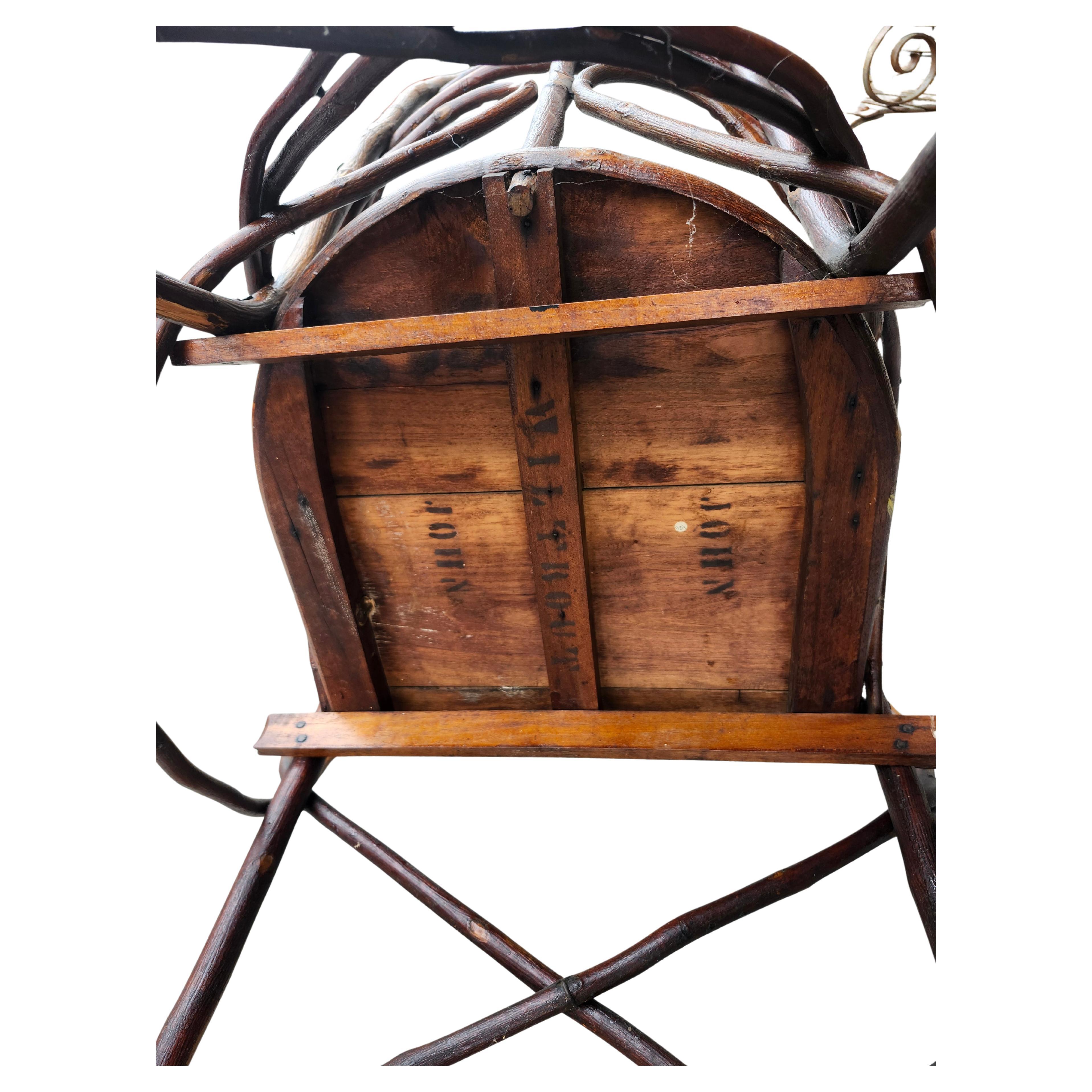 Sedia a dondolo Folk Art Bent Twig Hand Crafted Adirondack Arts & Crafts C1900 in vendita 2
