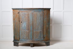 Folk Art Blue Corner Cabinet in Gustavian Style from Sweden, Early 1800s