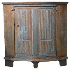 Folk Art Blue Corner Cabinet in Gustavian Style from Sweden, Early 1800s