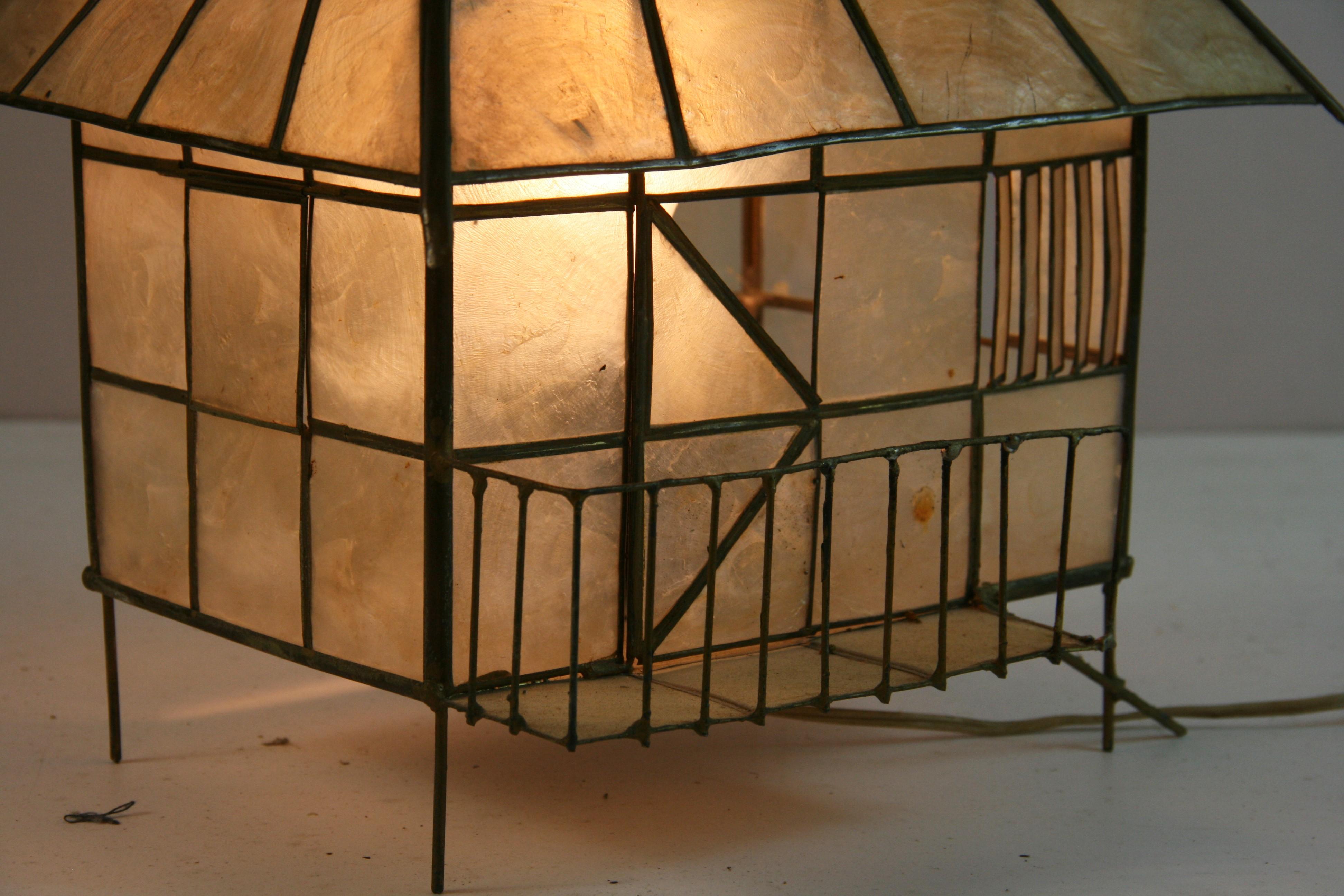 Folk Art Capiz Shell and Brass Cabin Shaped Table Lamp In Good Condition In Douglas Manor, NY