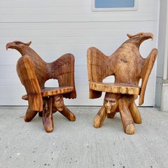 Art Carved Eagle Chairs (chaises à aigle)