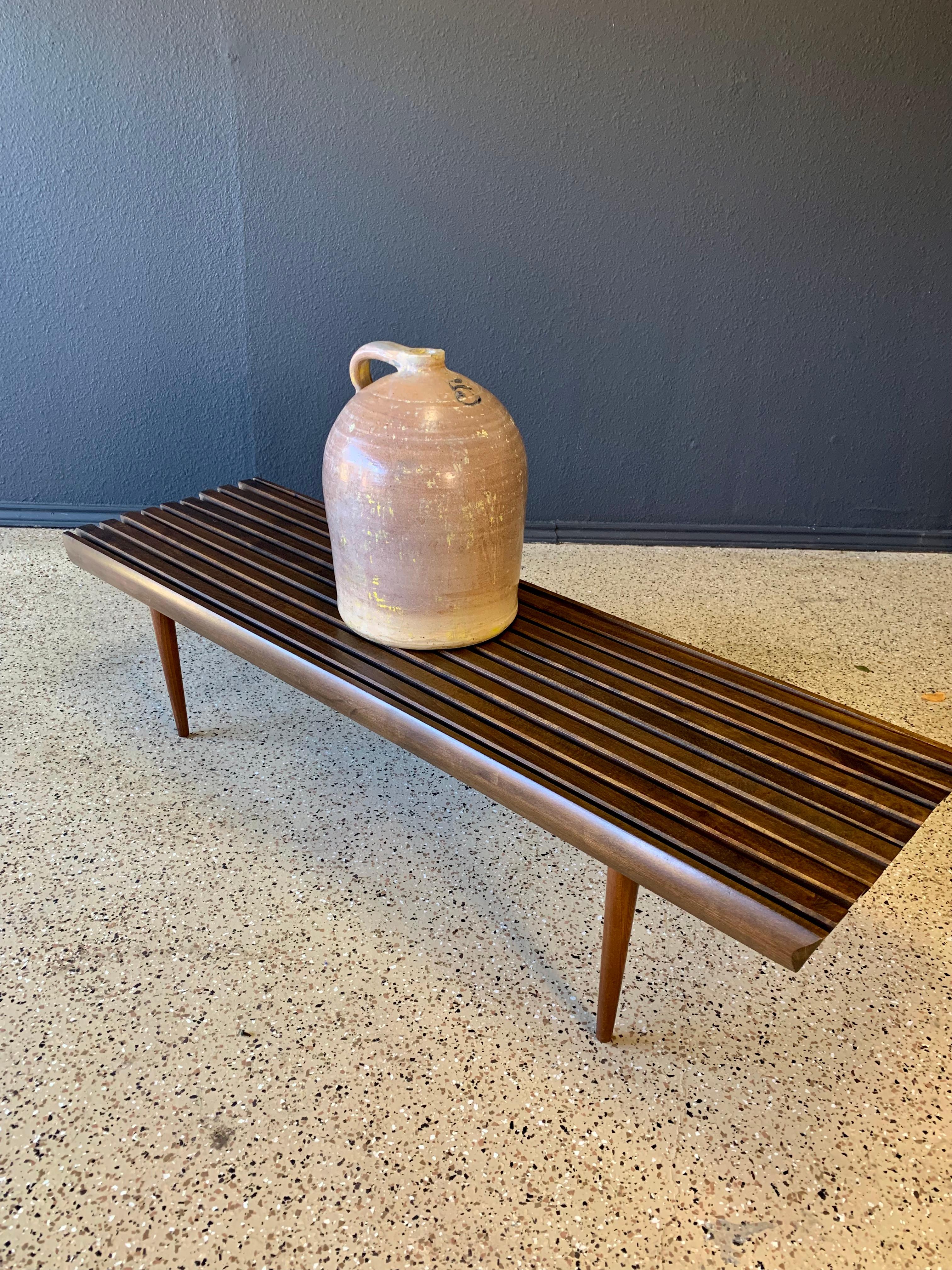 Warm Rose und gelbe Salzglasur Krug mqde im 19. Jahrhundert mit einer schönen geschwungenen  Griff.