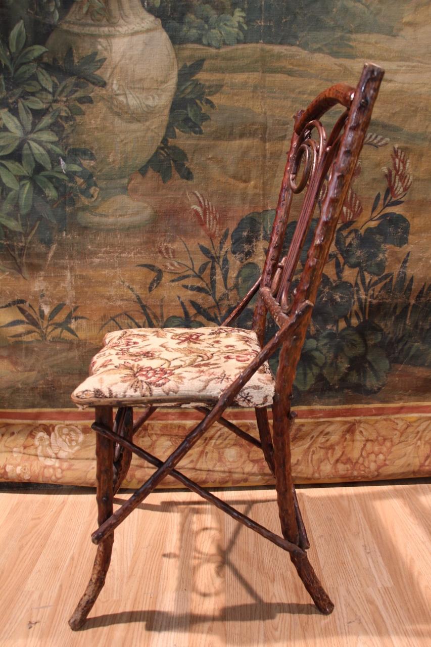 Folk Art Chair, Black Forest In Branches im Zustand „Gut“ im Angebot in Charmes, FR
