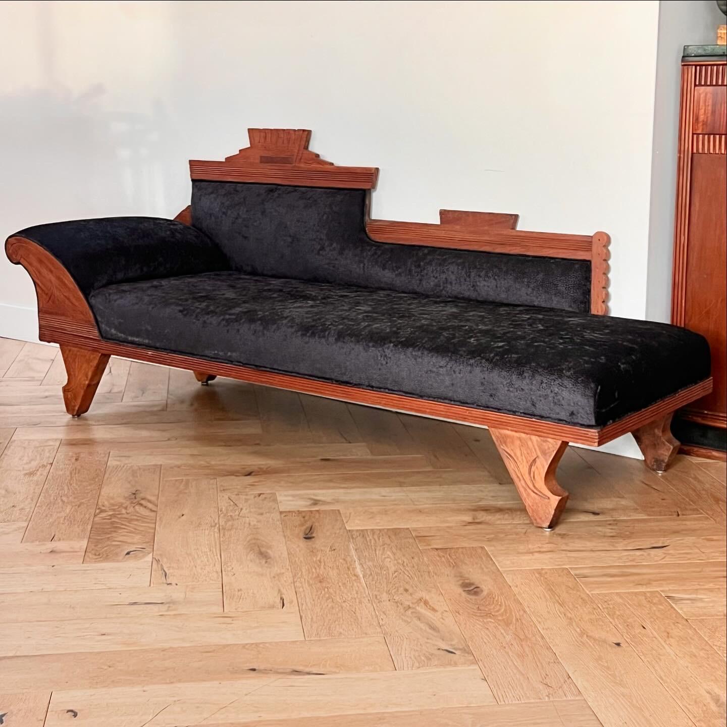 Hand-Carved Folk art chaise longue, early 20th century