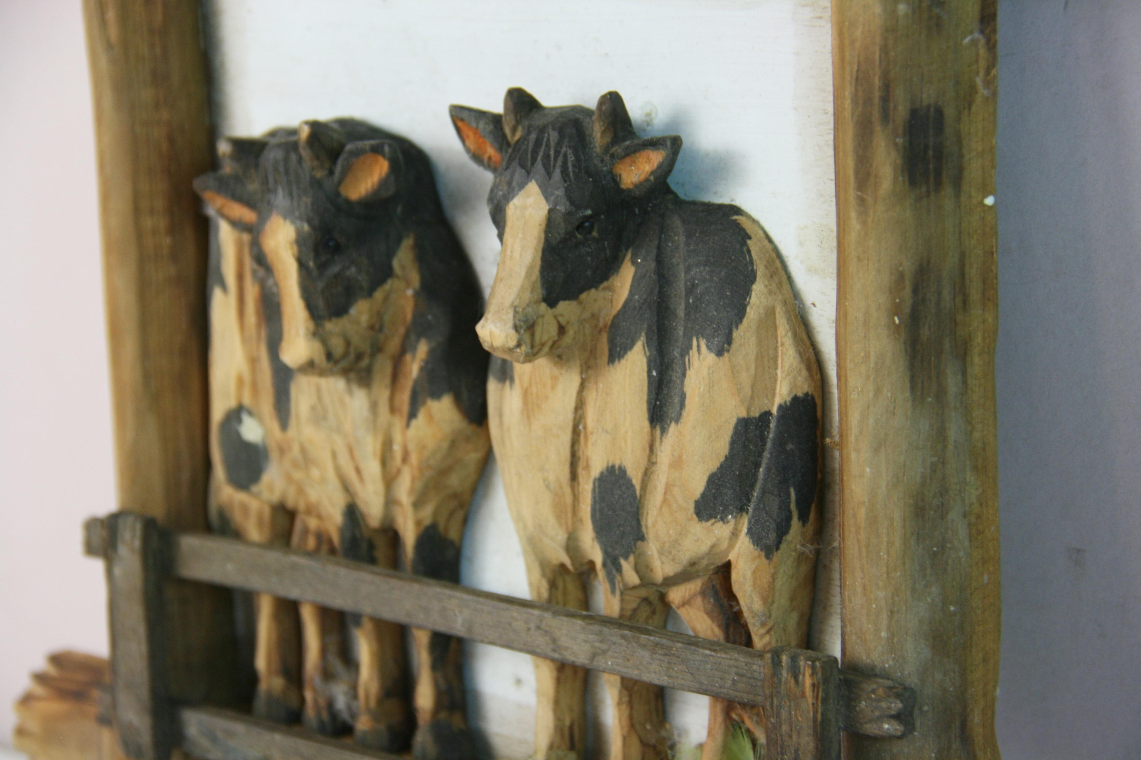 Folk Art Cow Wall Sculptures Set of Three in vendita 2