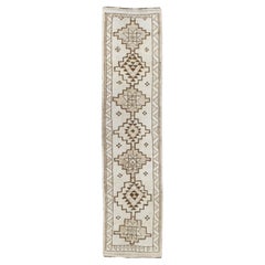 Folk Art Cream and Taupe Hand-Knotted Wool Runner 3'x12'