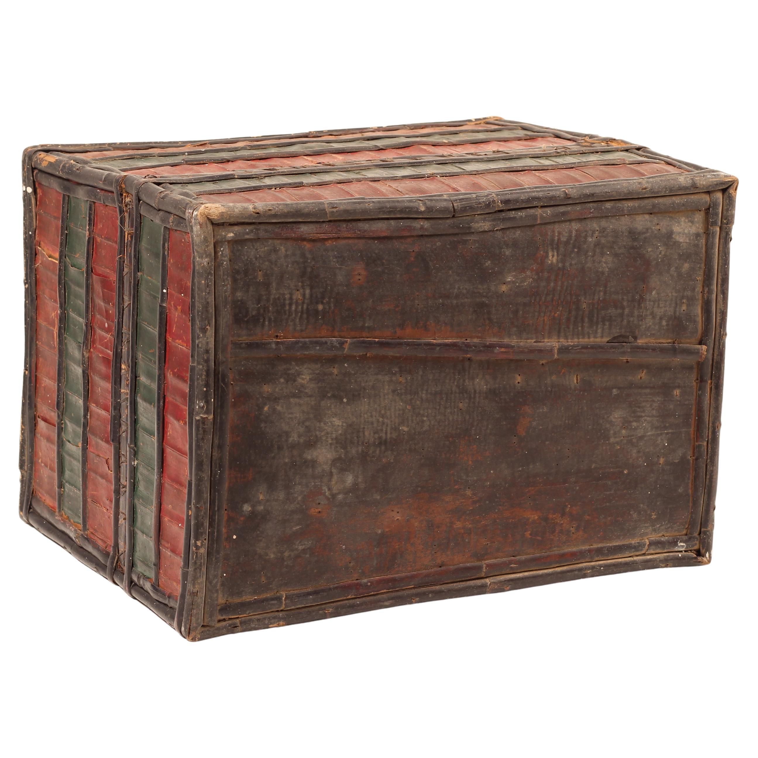 Folk Art Dowry Box, Lombok Indonesien, Kaurischnecke, bemalt Palm & Bambus 1950's Sasak im Angebot 4