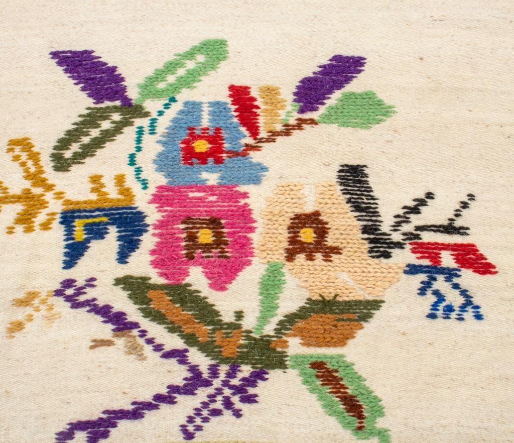 Tapis de course en laine tissé à la main Folk Art Floral Bon état - En vente à New York, NY