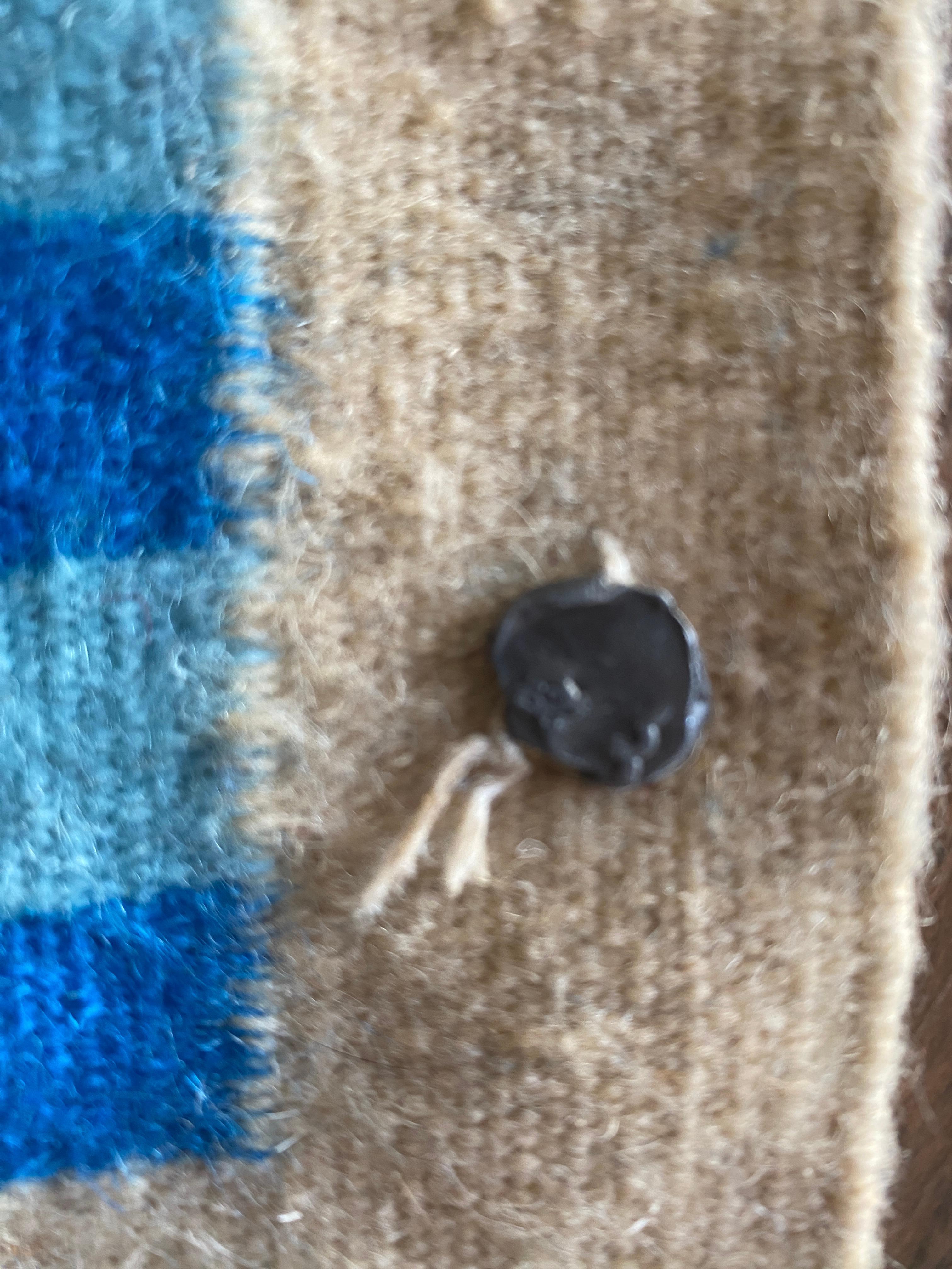 Appendiabiti Folk Art Gafsa Kilim con motivi di figure blu e turchesi, anni '70 in vendita 3