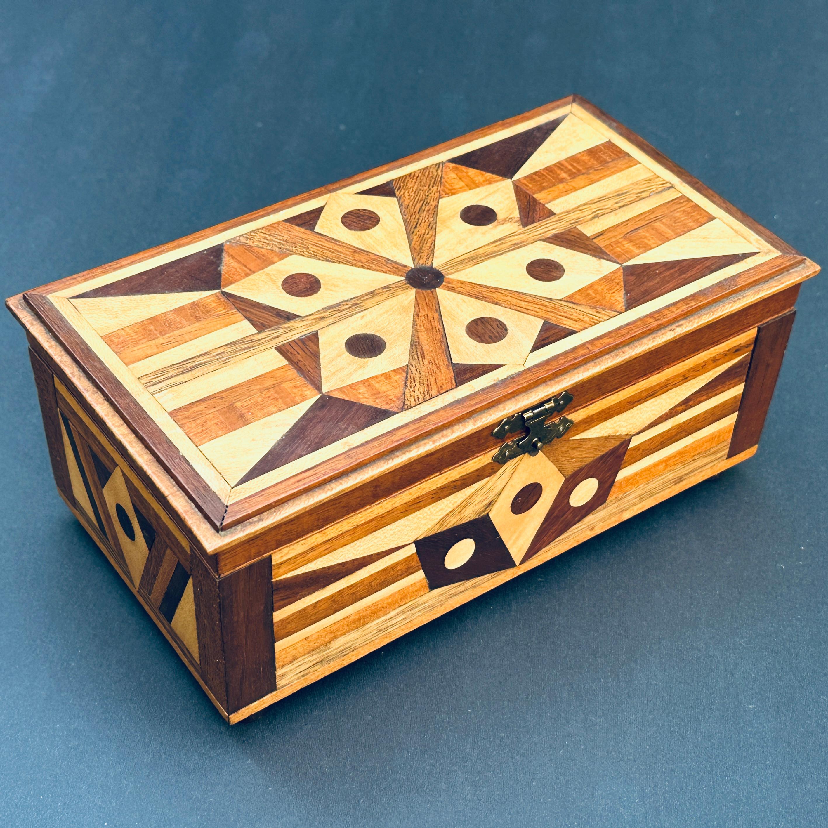 Hand-Crafted Folk Art Geometric Inlaid Wood Small Hinged Box For Sale