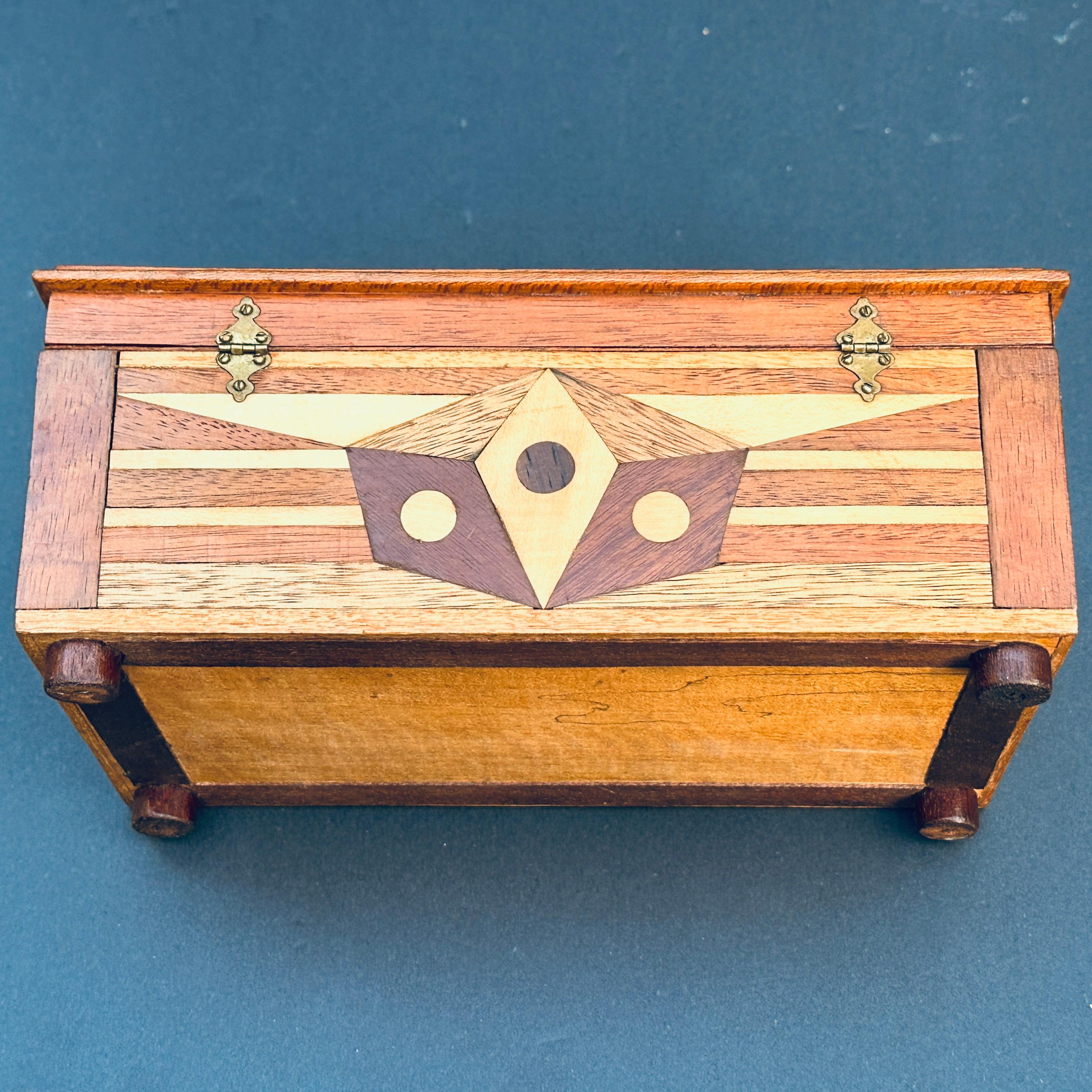 20th Century Folk Art Geometric Inlaid Wood Small Hinged Box For Sale