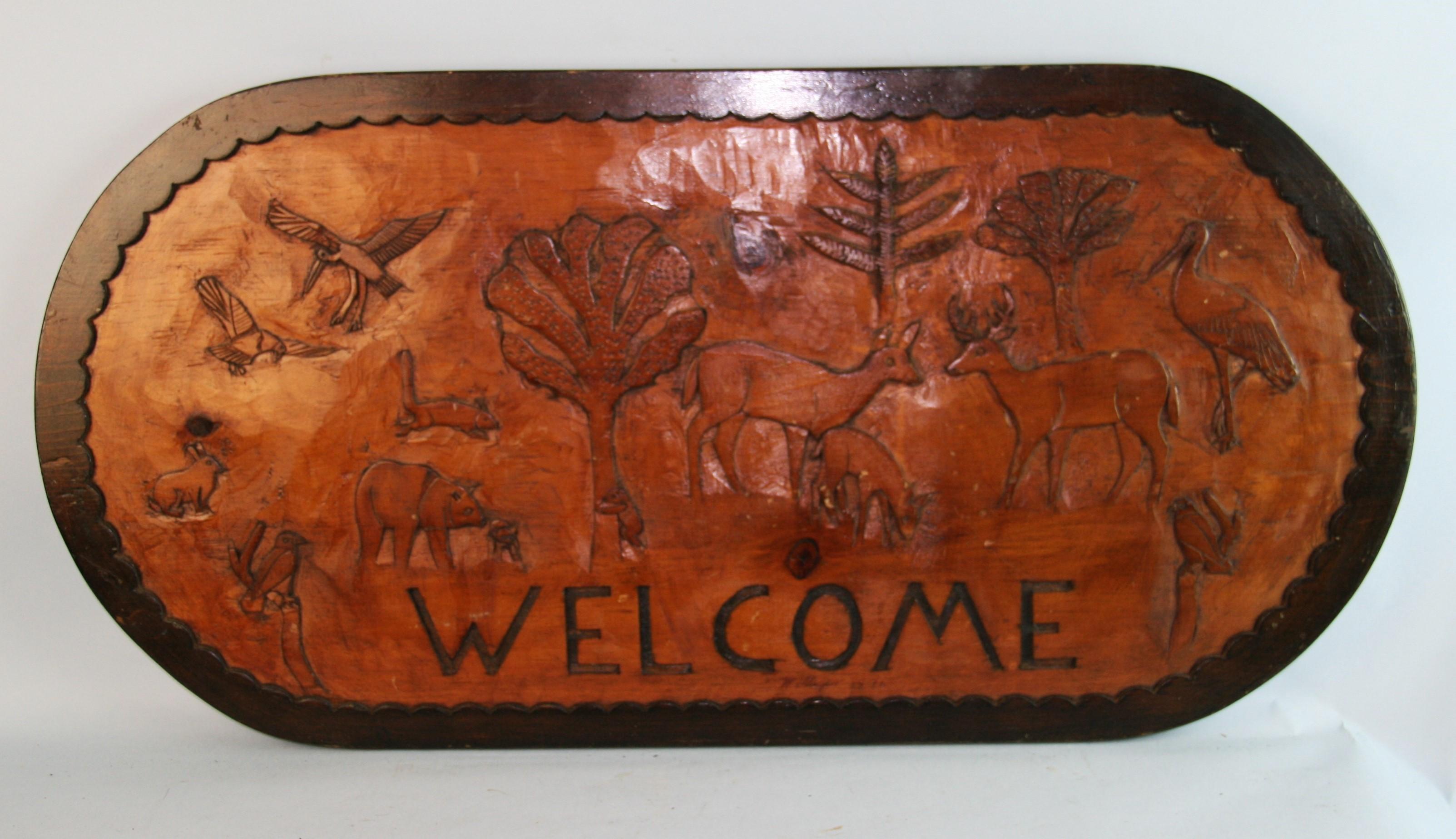 Folk Art Hand Carved Forest Animals Welcome Plaque In Good Condition For Sale In Douglas Manor, NY