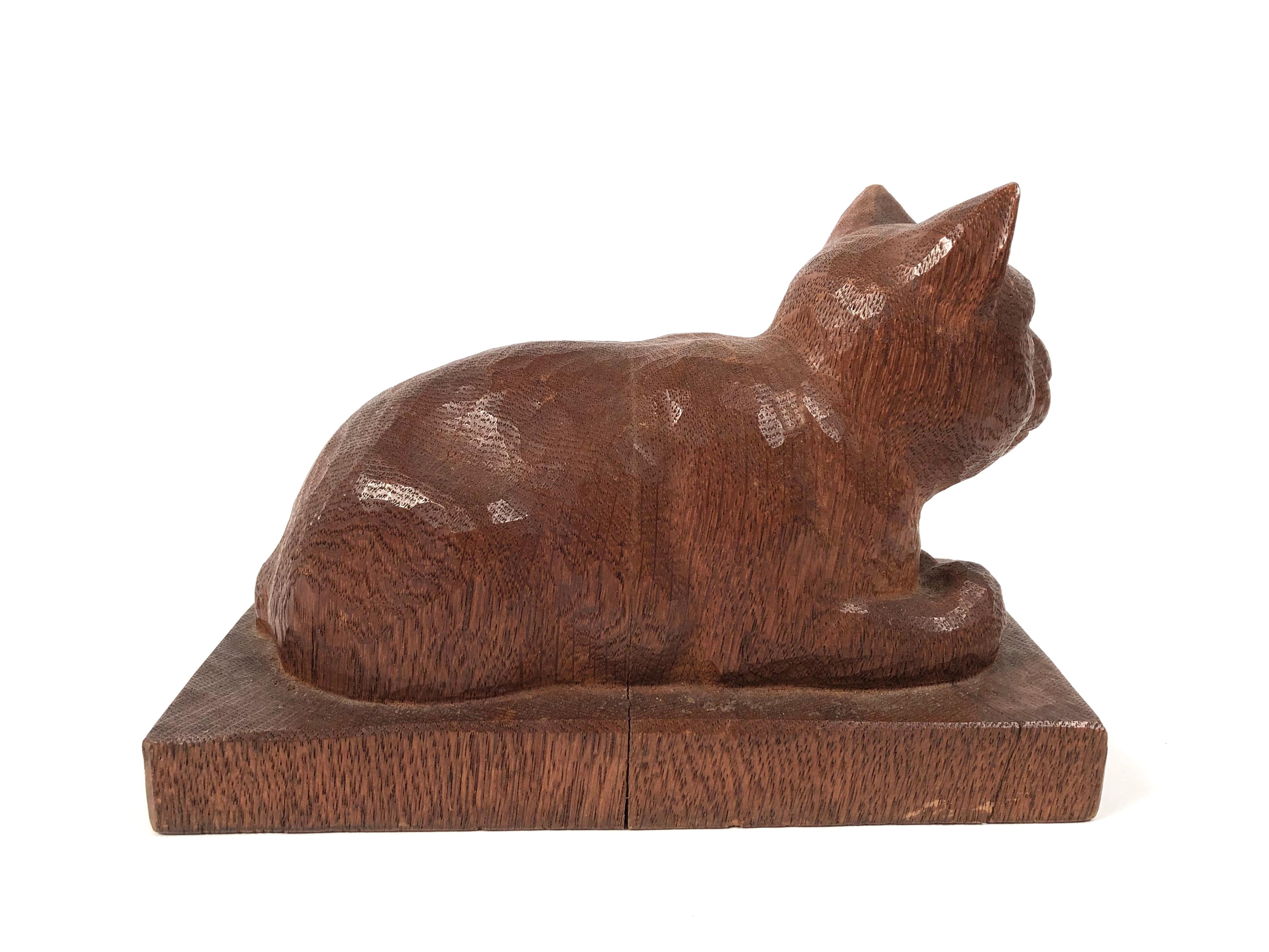 Folk Art Hand Carved Wood Cat Sculpture  In Good Condition In Essex, MA