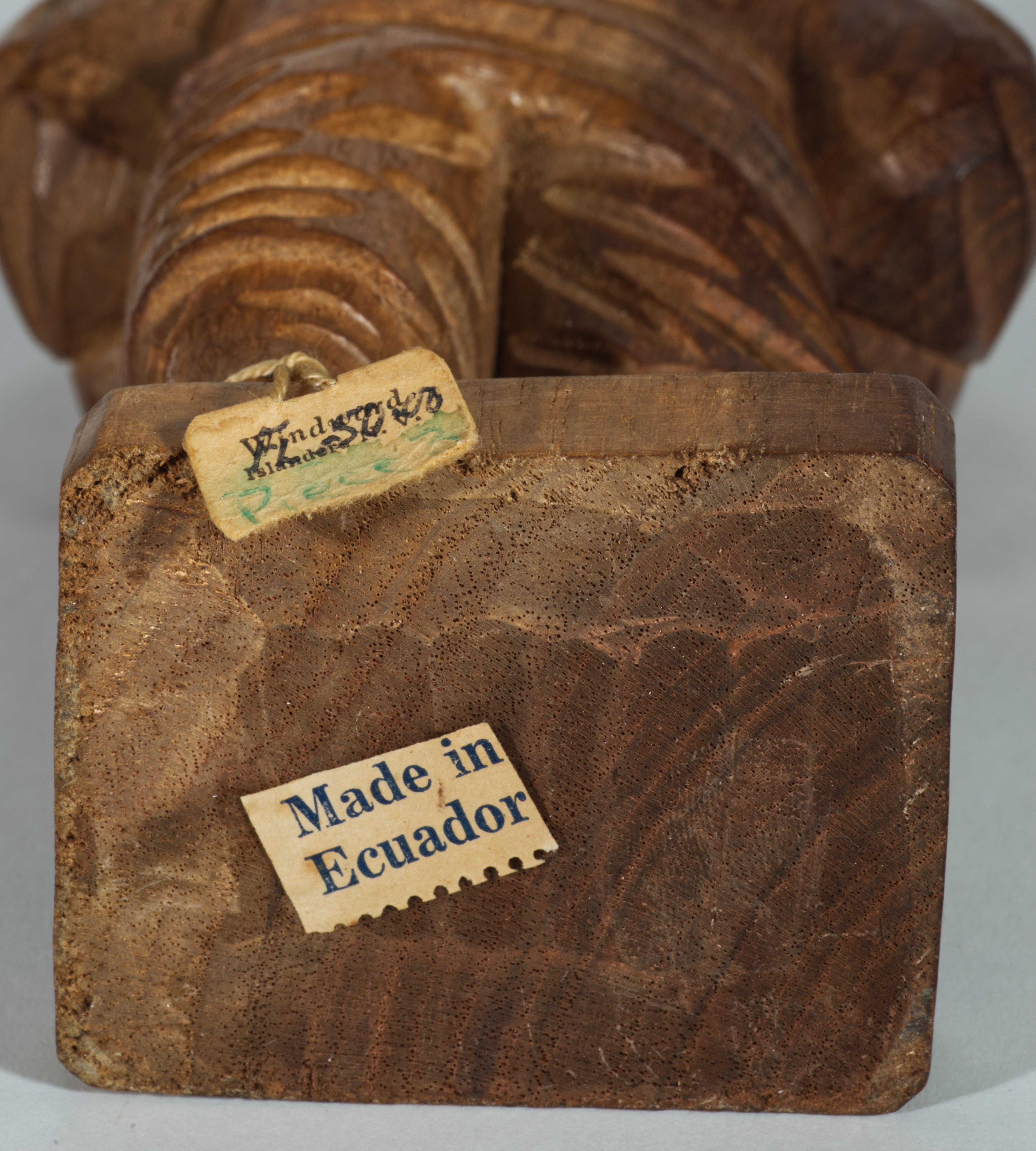 Arte Popular Escultura de Madera Tallada a Mano de Hombre Caminando, Ecuador Años 50-1960 Tallado a mano en venta