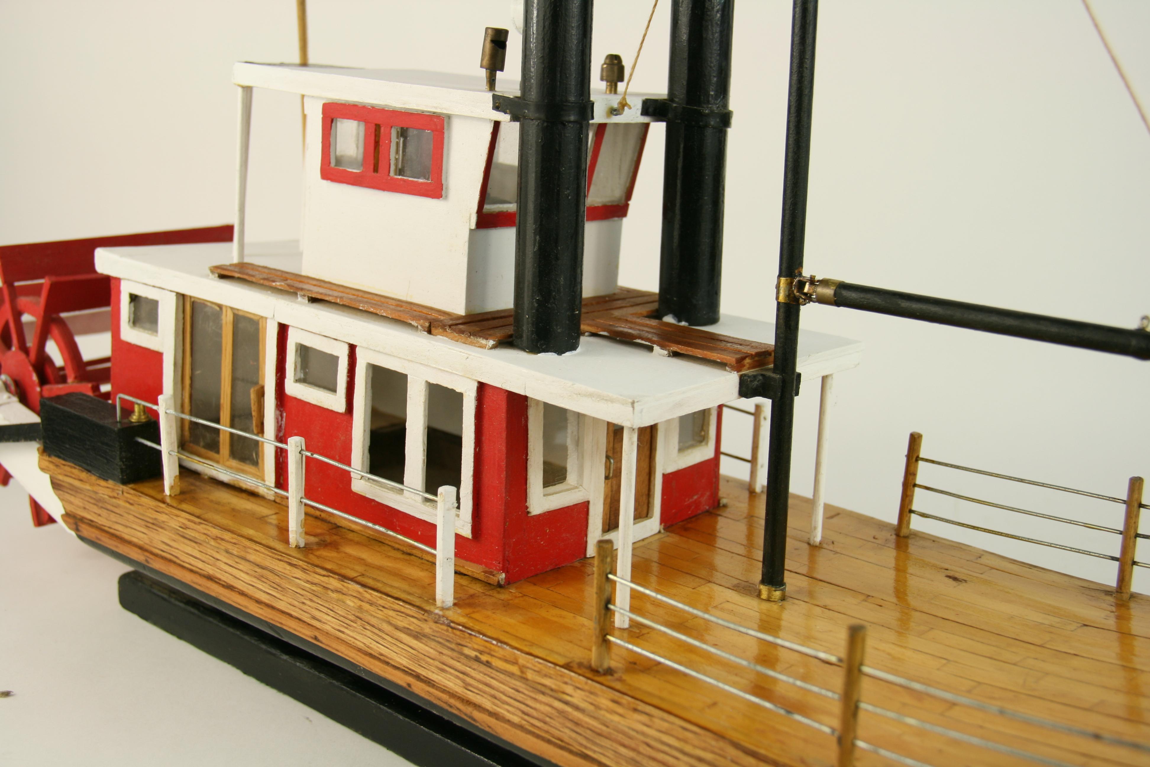 Art populaire Hand Made Maquette de bateau à roue à aubes en vente 11