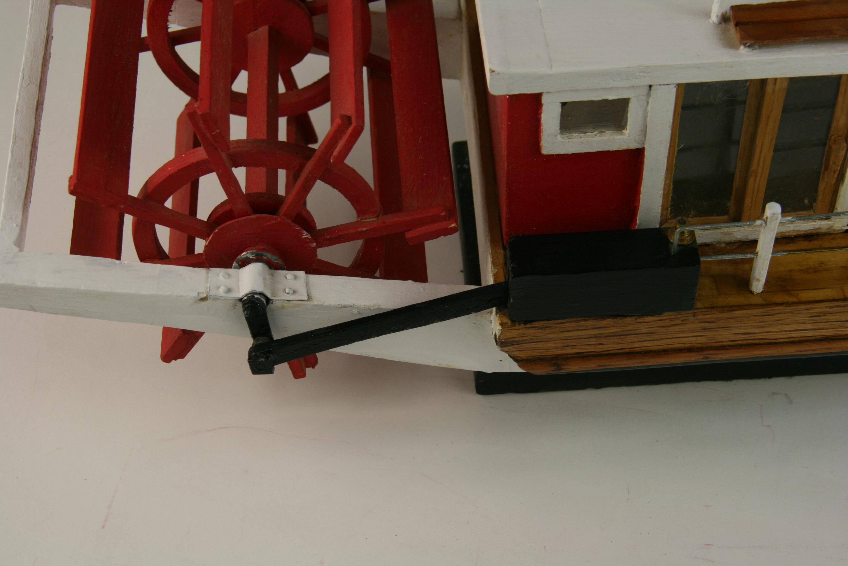 Art populaire Hand Made Maquette de bateau à roue à aubes en vente 1