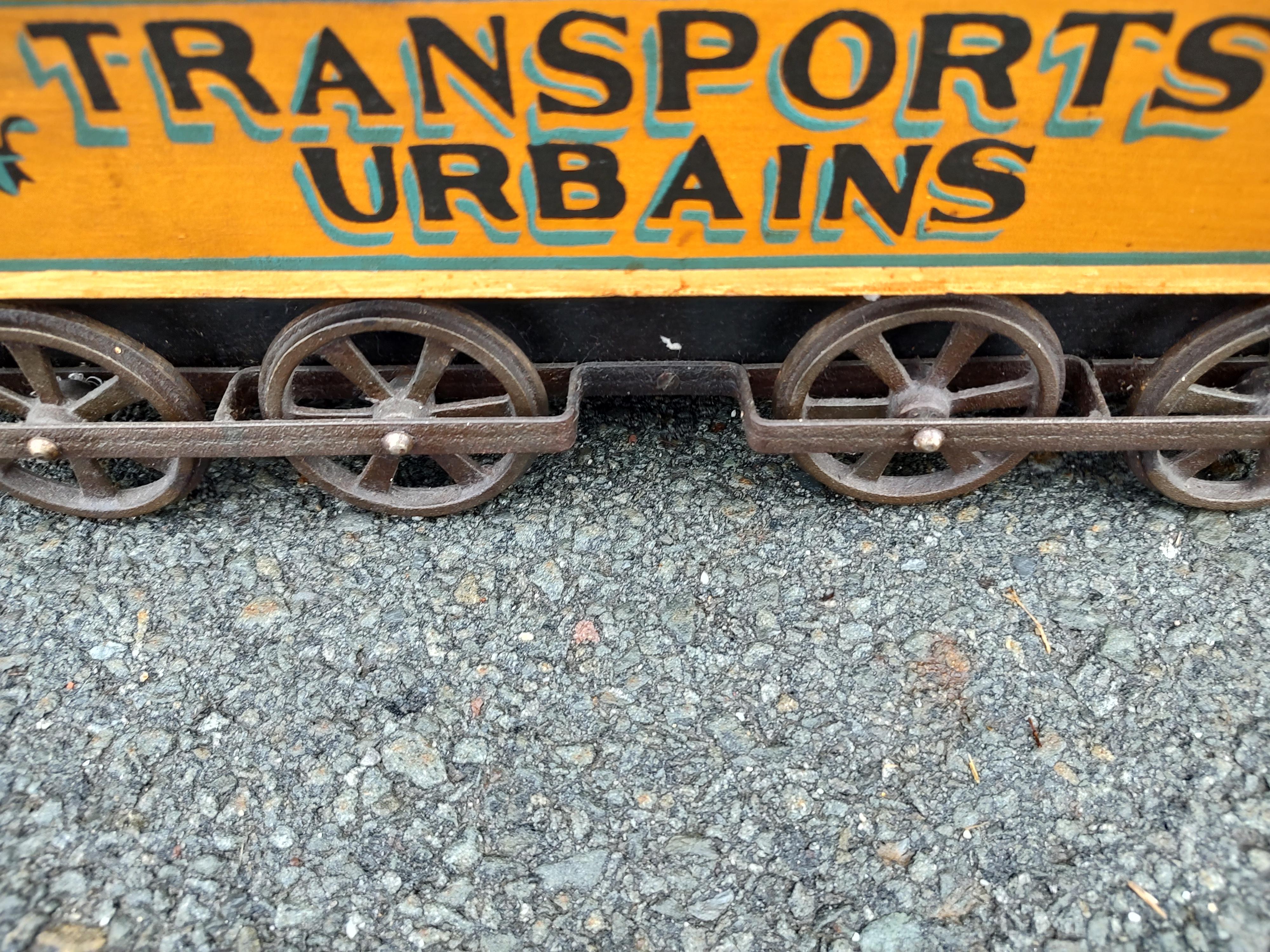 Volkskunst-Wagenwagen aus handbemaltem Holz und Eisen aus New Orleans im Zustand „Gut“ im Angebot in Port Jervis, NY