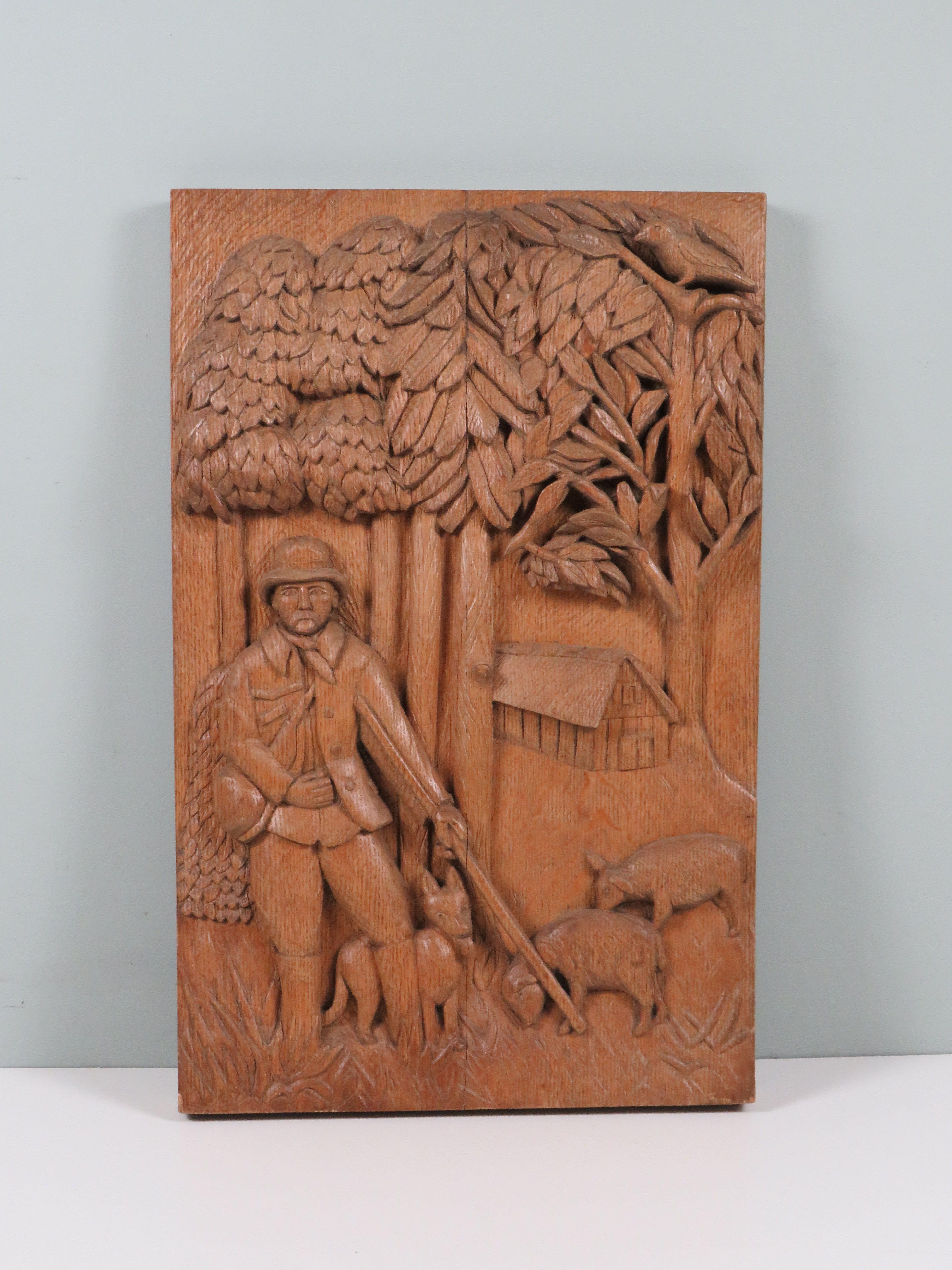 Preciosa obra de madera tallada a mano en altorrelieve por el escultor belga Lucien Janssens (1933-2024). Esta pieza única de 1989 muestra una atmosférica escena rural, con un pastor, su perro y animales en una zona boscosa.
Encarna los valores de