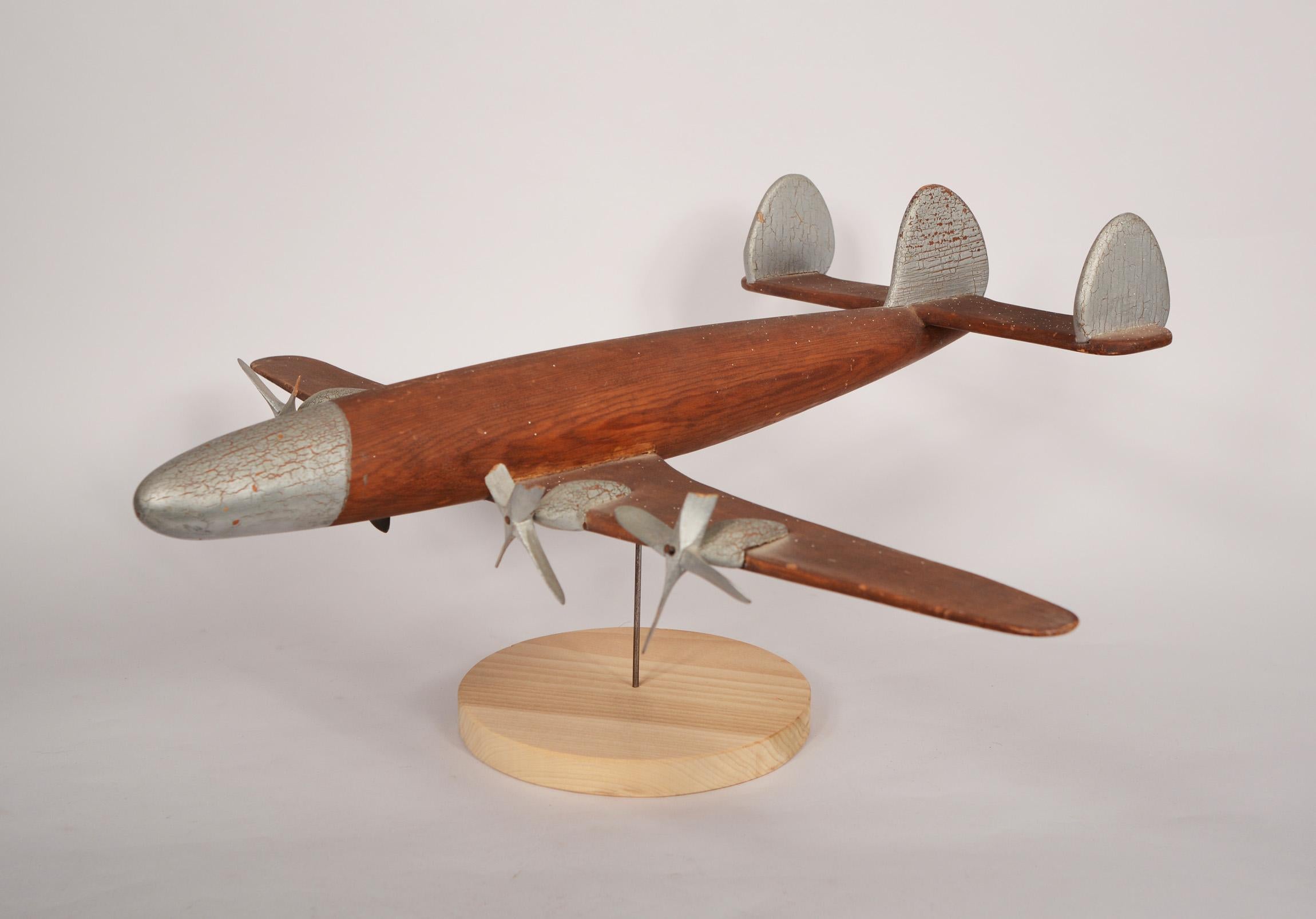 Folk Art Model of a Lockheed Constellation Airliner In Good Condition For Sale In San Mateo, CA