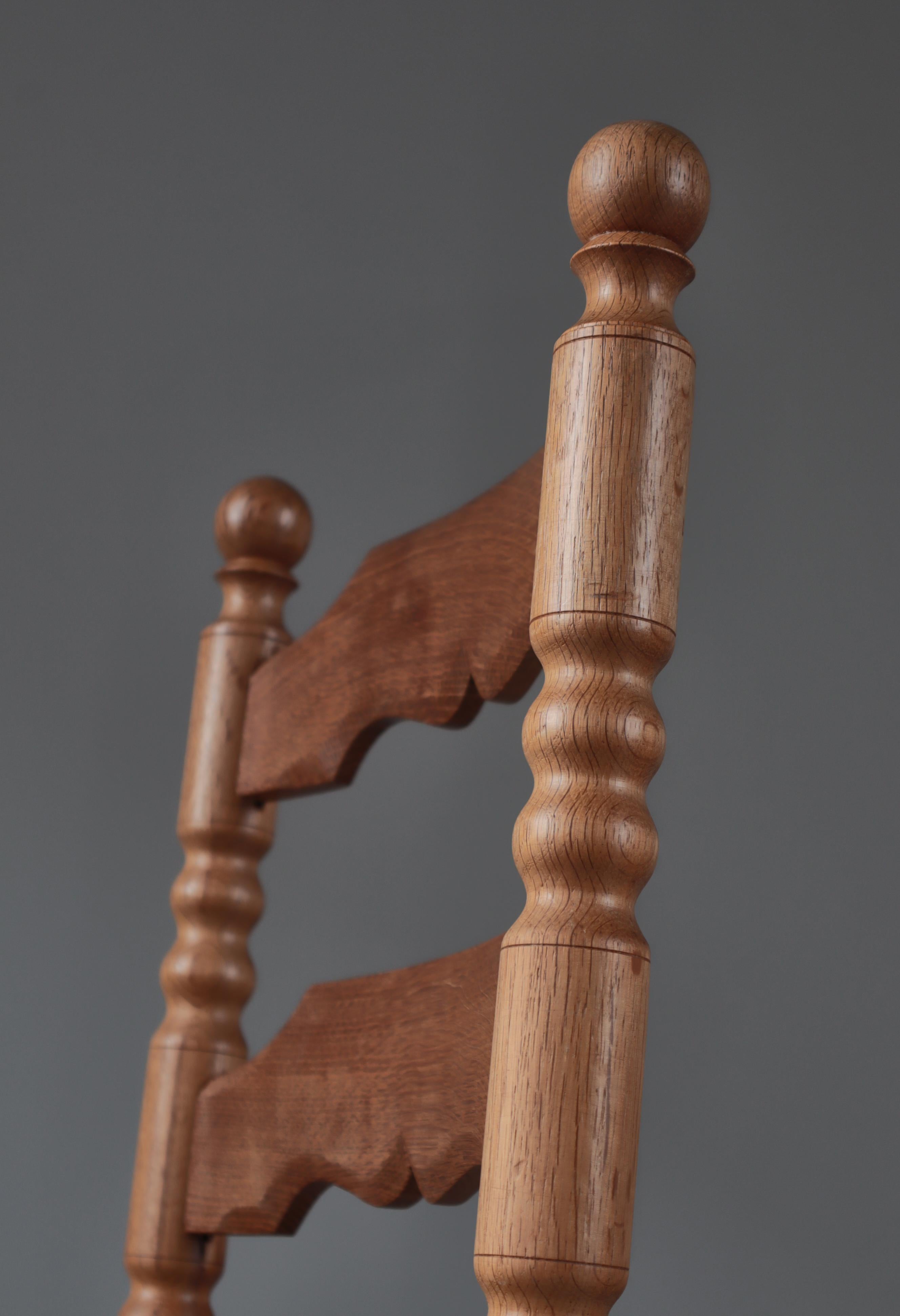 Folk Art Oakwood Rocking Chair by Cabinetmaker Hans Dau, Denmark, 1930s For Sale 10