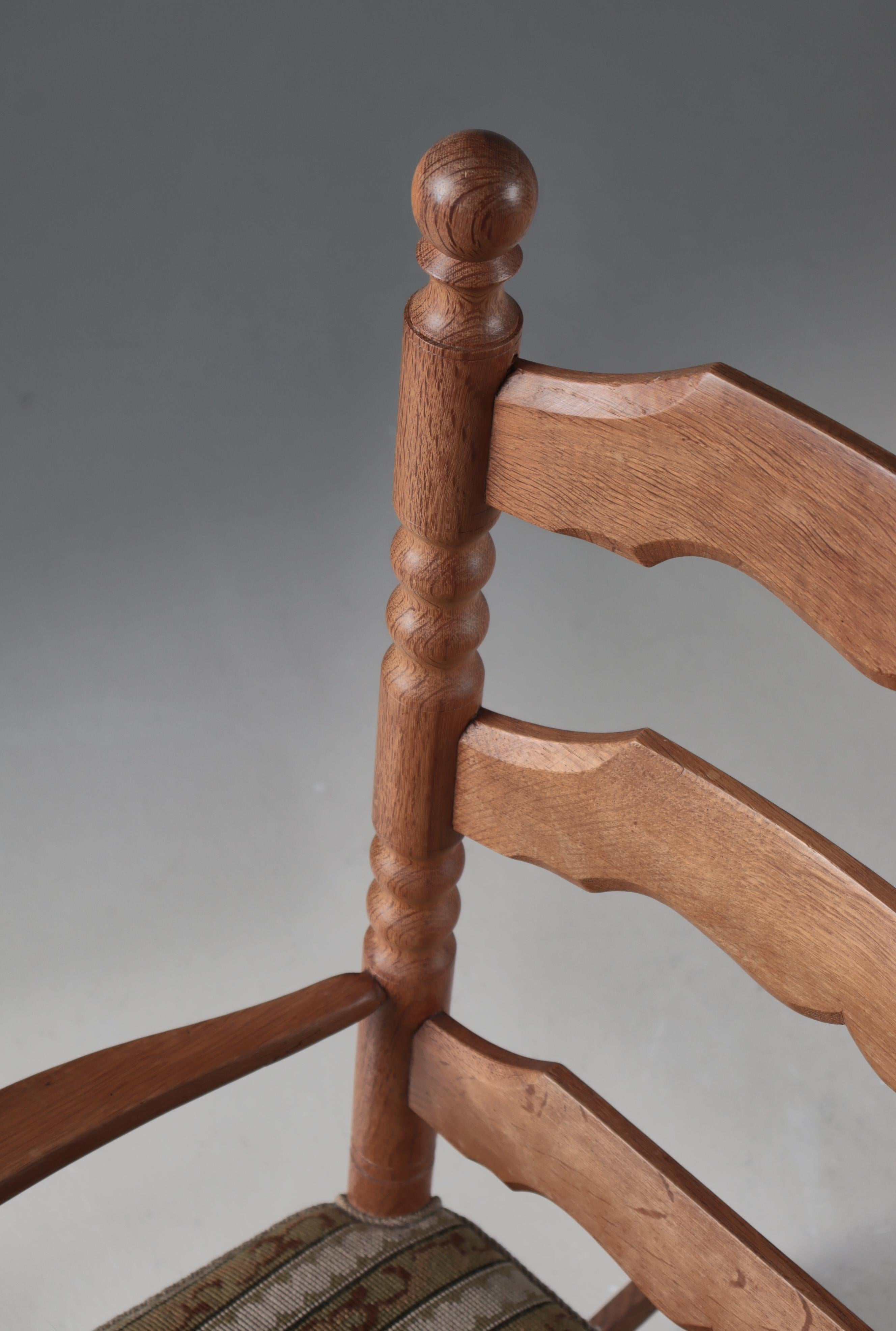 Folk Art Oakwood Rocking Chair by Cabinetmaker Hans Dau, Denmark, 1930s For Sale 1