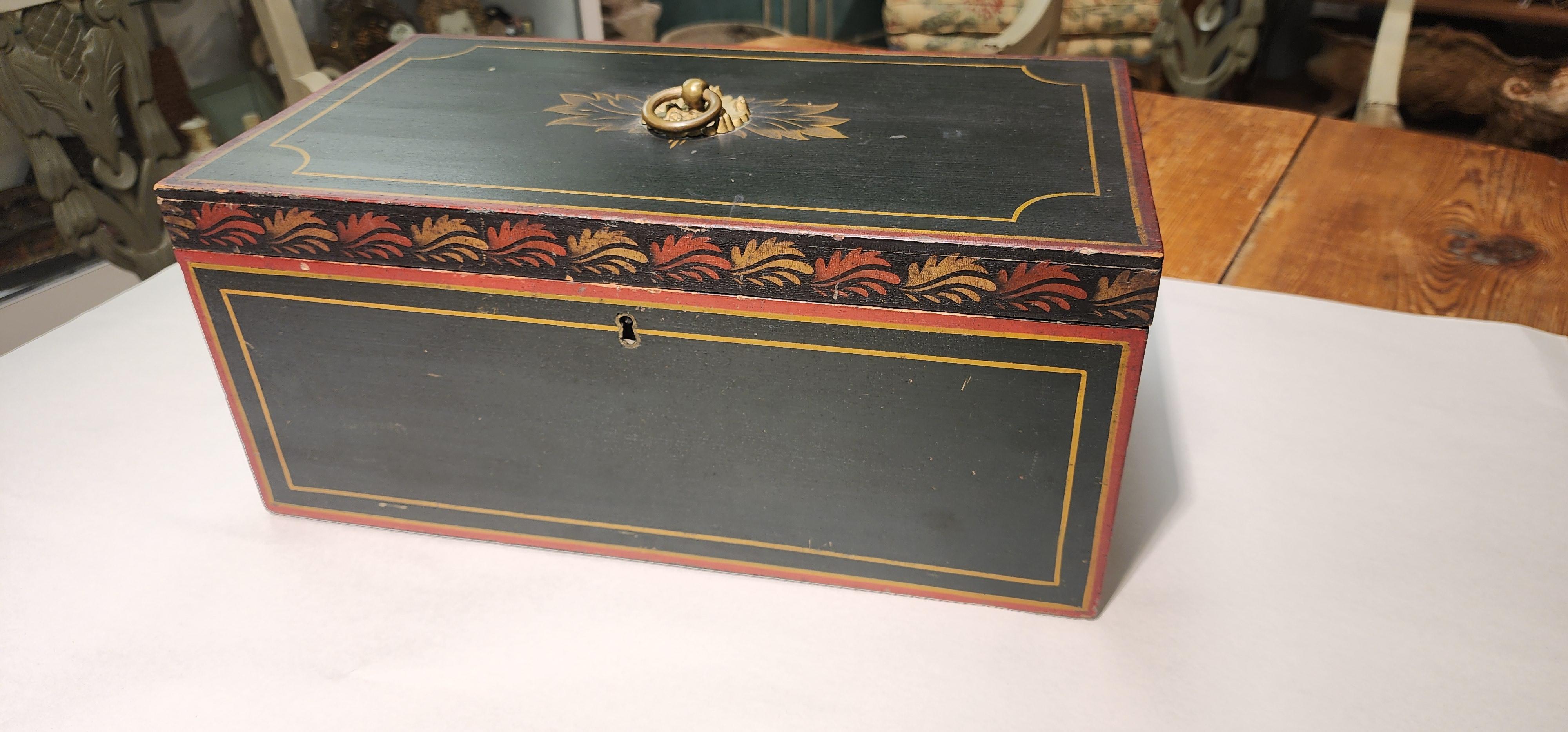 Caja de documentos pintada al estilo folclórico Siglo XIX Americano Arte popular en venta
