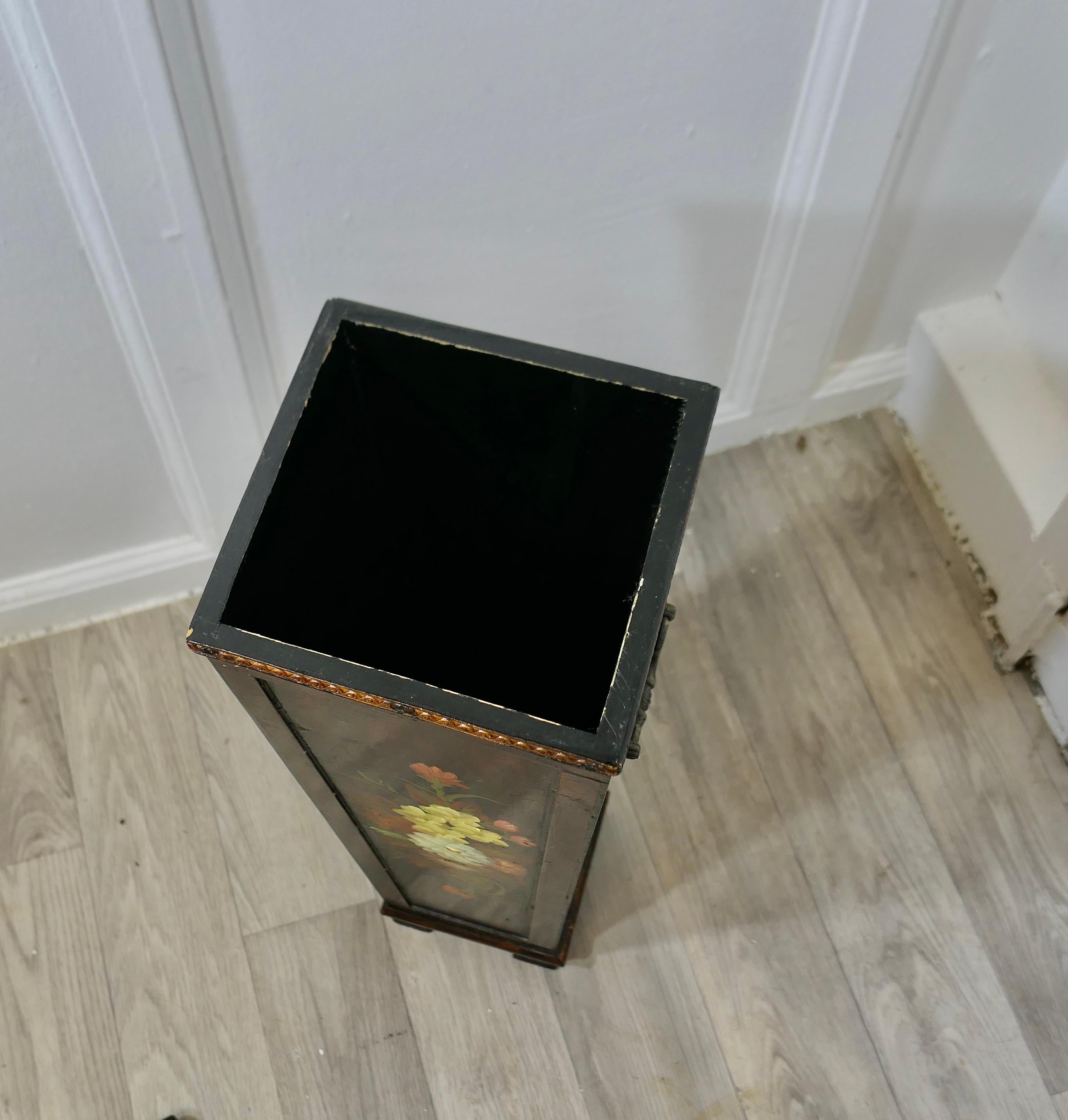 Paragüero, Soporte de Palo Pintado con Arte Popular  Esta pieza tiene buena pinta mediados del siglo XX en venta