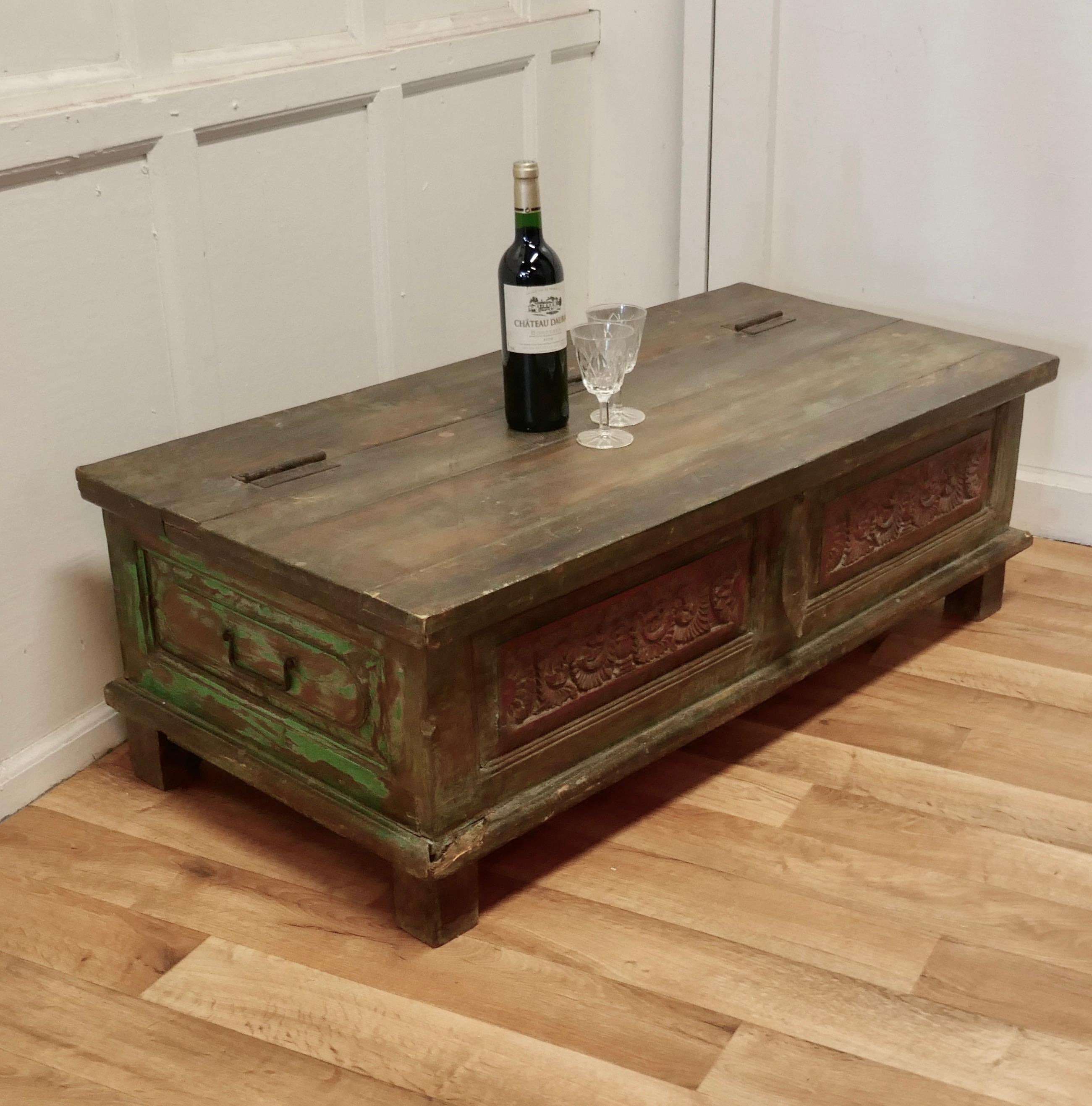 Folk Art Painted Storage Chest, Coffee Table For Sale 1