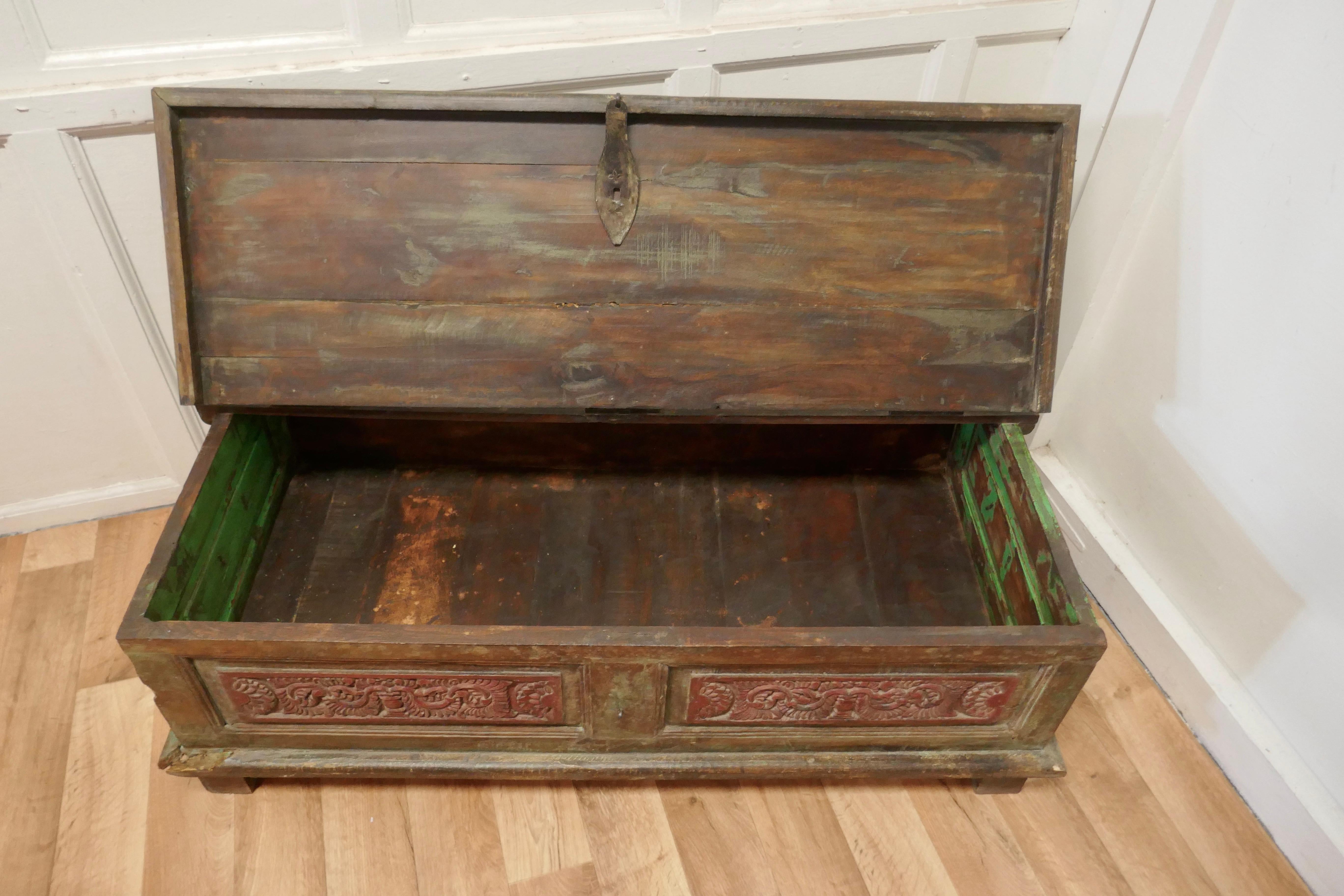 Folk Art Painted Storage Chest, Coffee Table For Sale 3