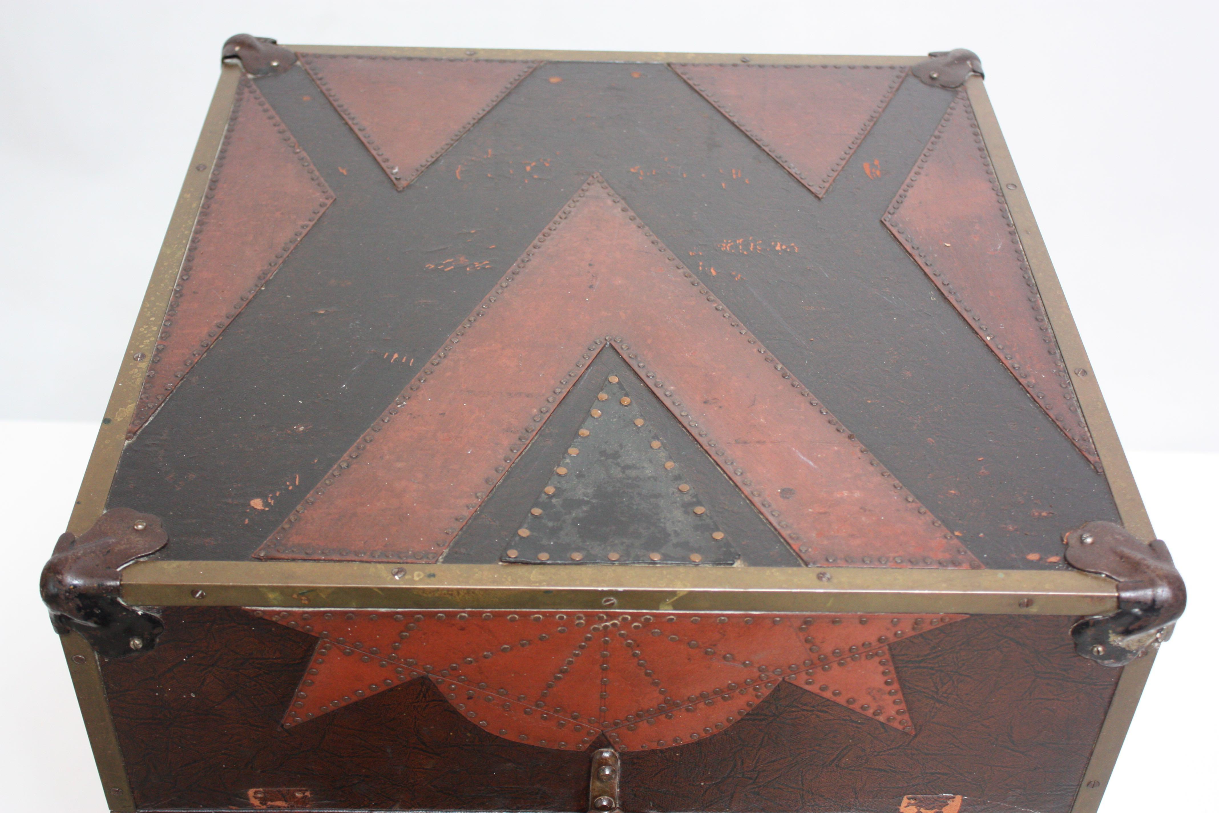 Folk Art Performers Prop Trunk In Good Condition In Brooklyn, NY